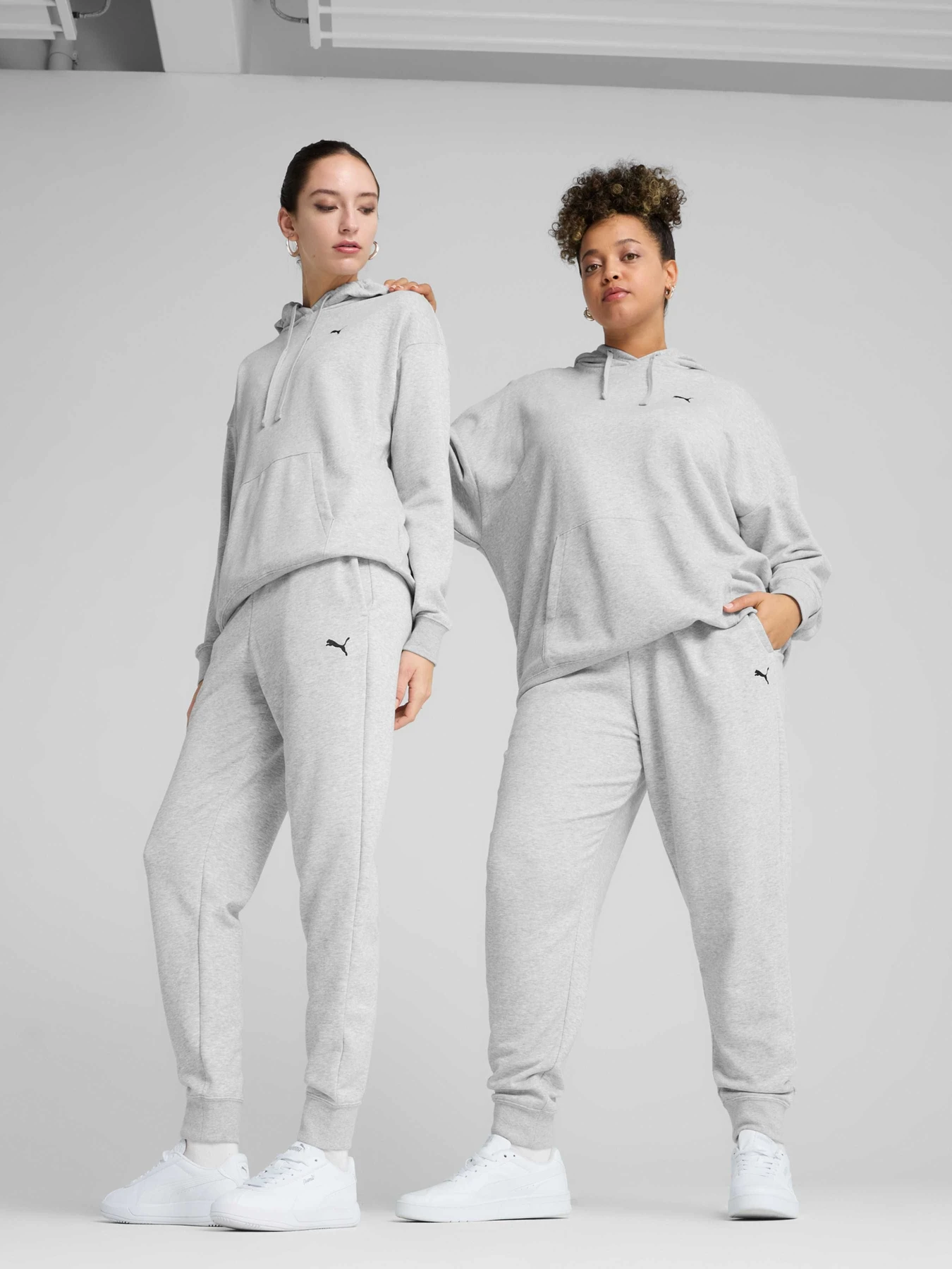 Брюки PUMA Ess Sweatpants модель 683284 Фото