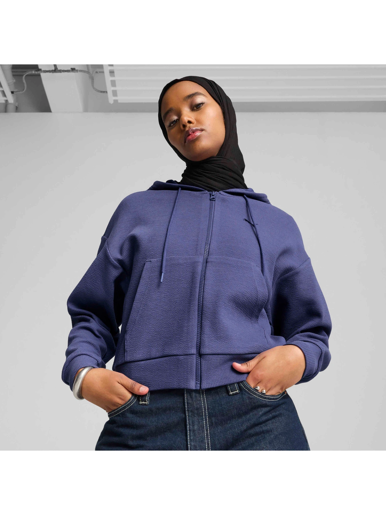 Худи и свитшоты PUMA Her Crop Full-zip Hoodie модель 685056 Фото
