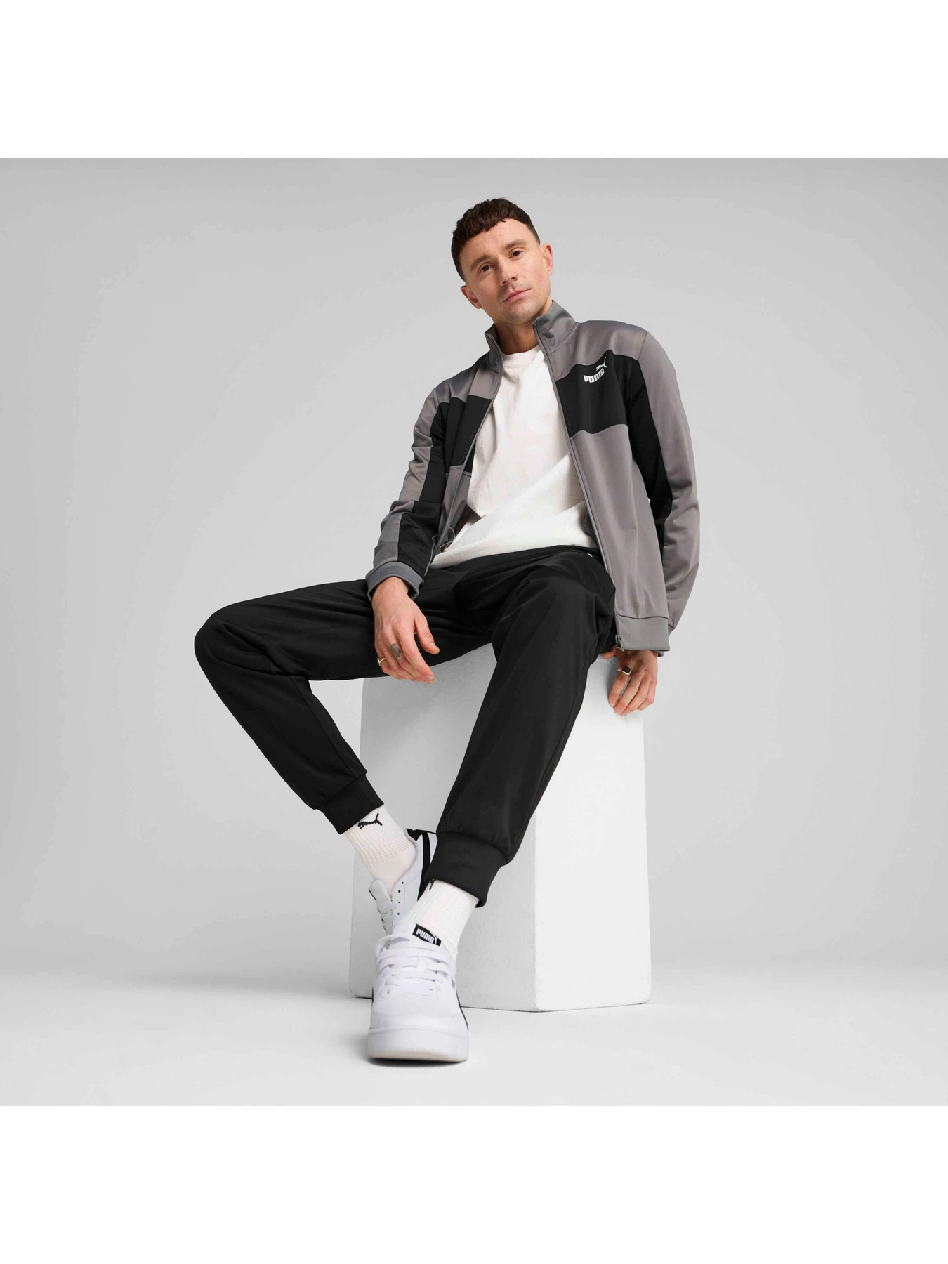 Костюмы PUMA Poly Colorblock Suit модель 687304 Костюмы PUMA Poly Colorblock Suit модель 687304 Фото
