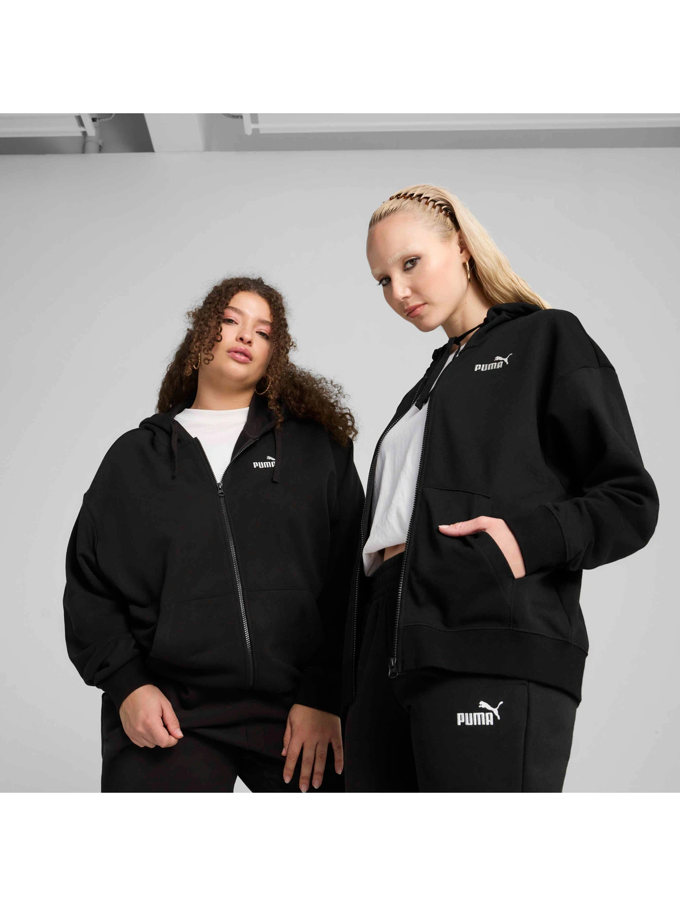 Худі та світшоти PUMA Ess Comfort Full-zip Hoodie модель 682410 Худі та світшоти PUMA Ess Comfort Full-zip Hoodie модель 682410 Фото