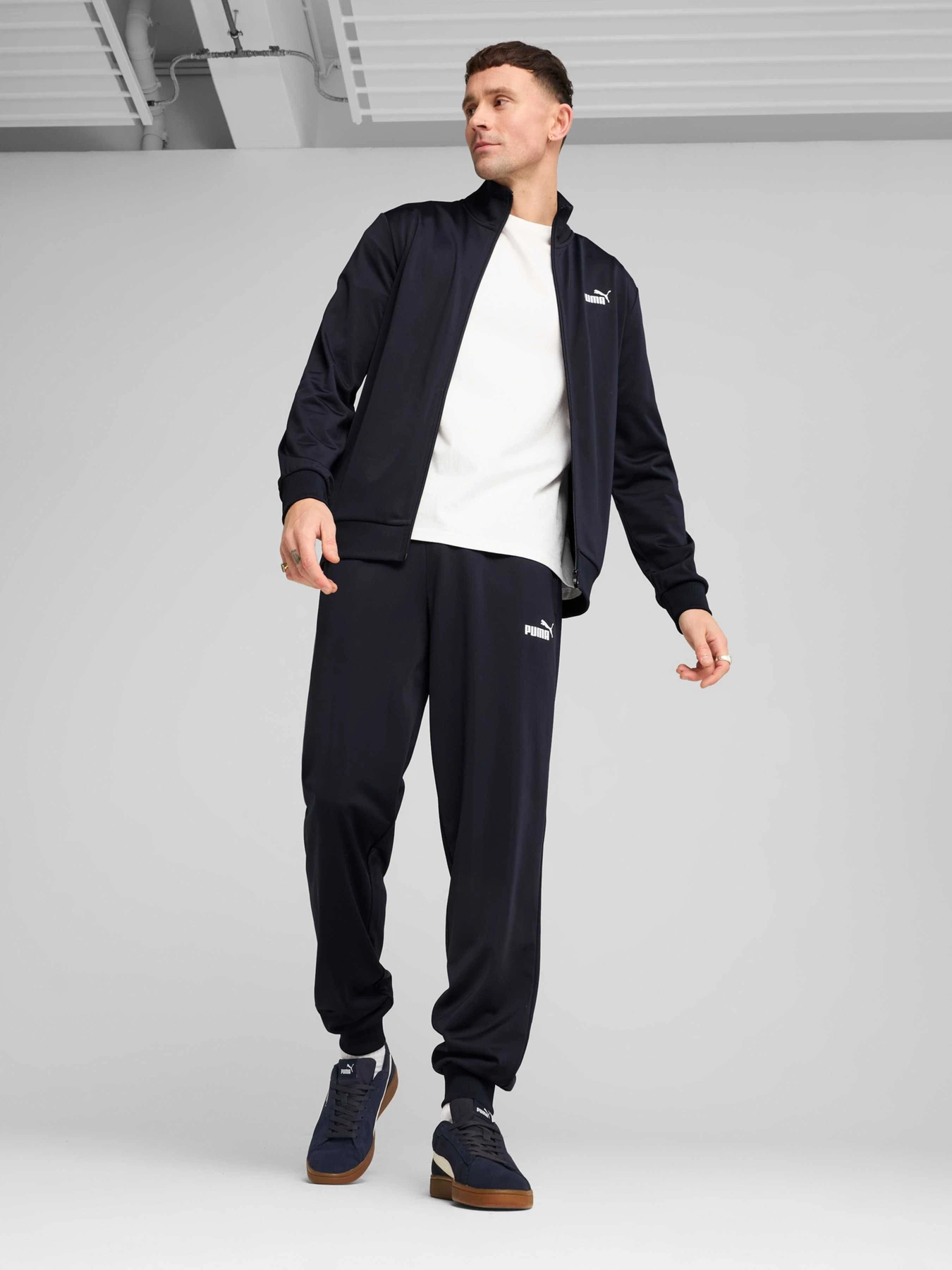 Костюмы PUMA Ess Poly Suit модель 684847 Костюмы PUMA Ess Poly Suit модель 684847 Фото