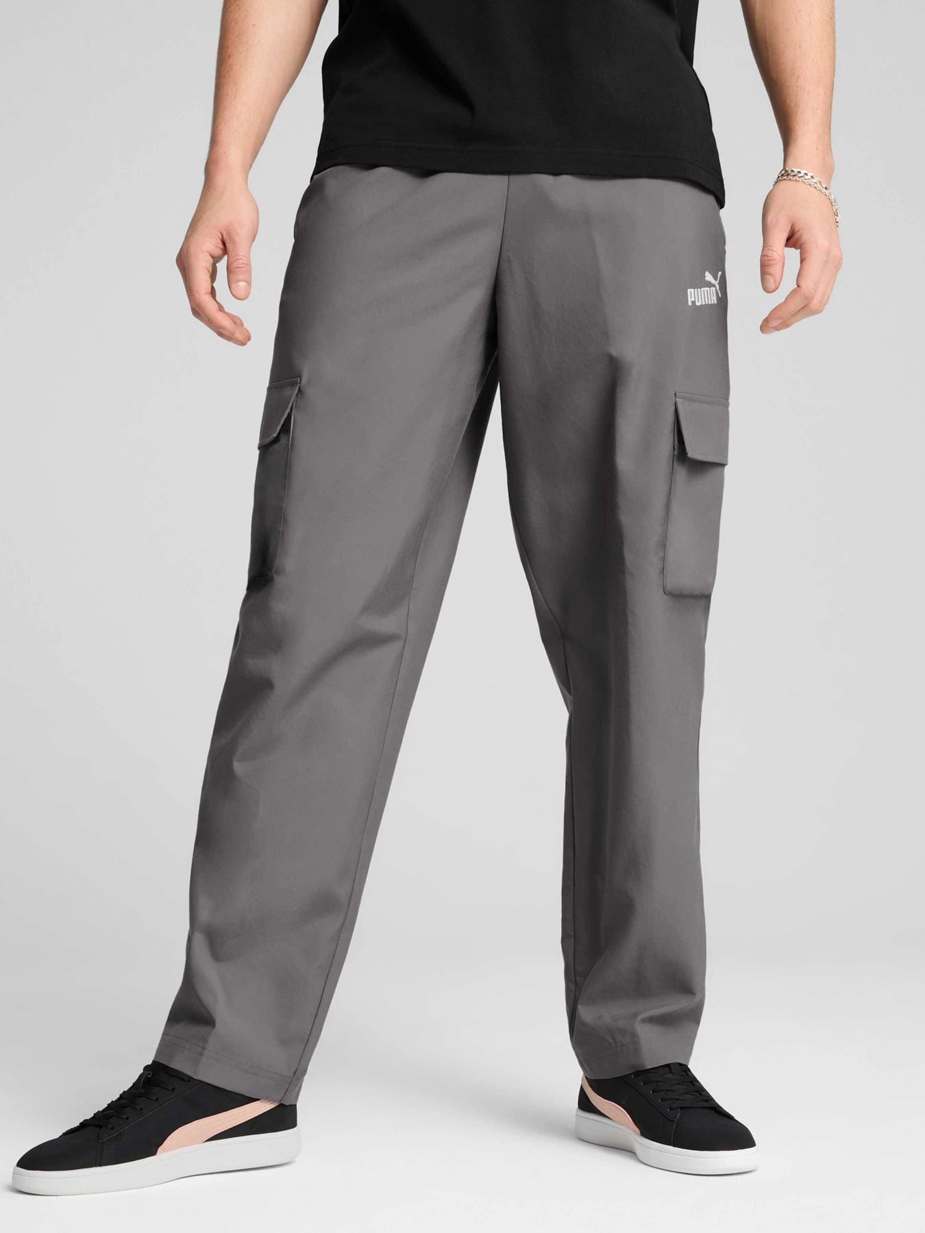 Брюки PUMA Ess Woven Cargo Pants модель 682663 Брюки PUMA Ess Woven Cargo Pants модель 682663 Фото
