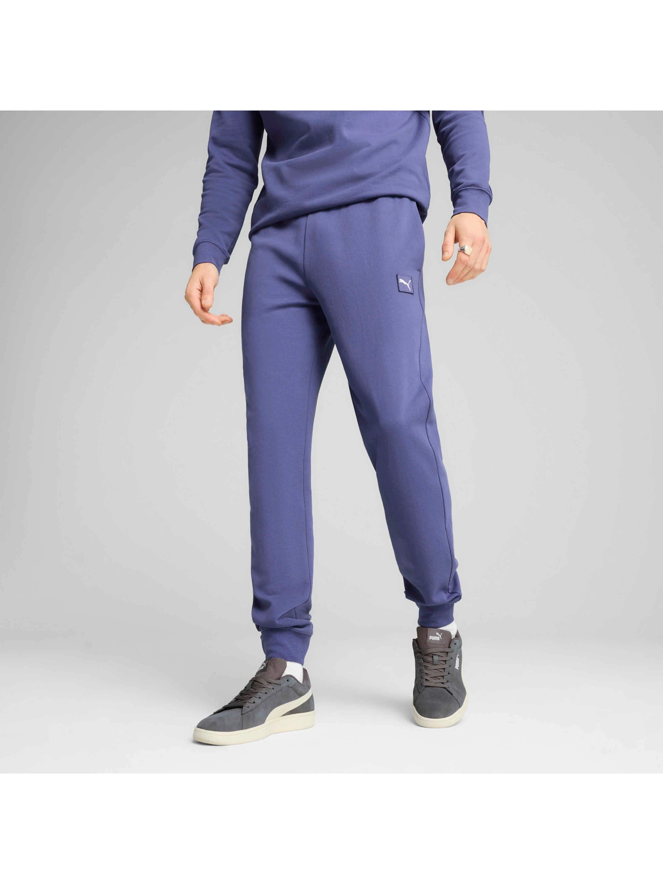 Брюки PUMA Ess Elevated Pants модель 684729 Брюки PUMA Ess Elevated Pants модель 684729 Фото