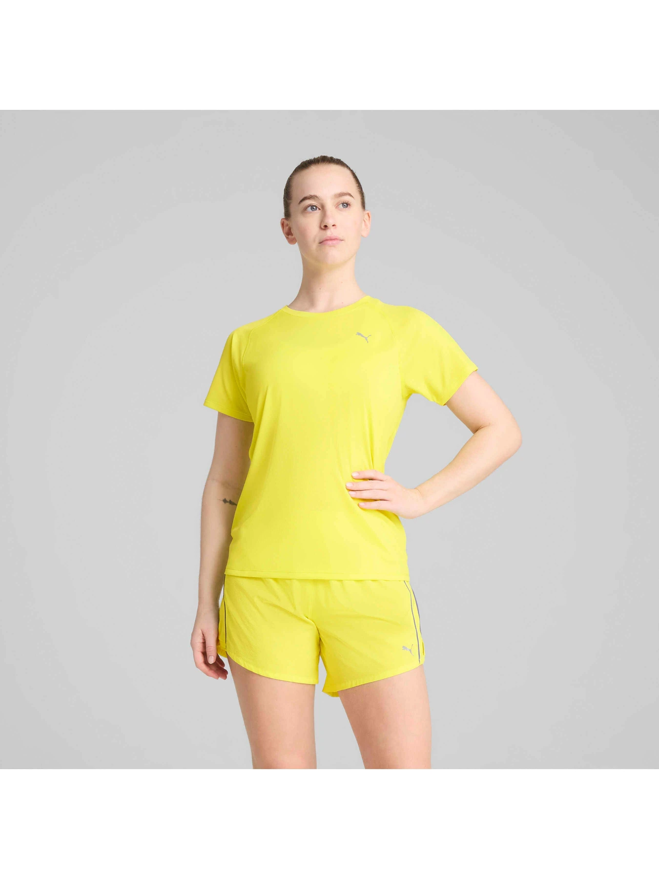 Футболки и поло PUMA Run Velocity Tee W (poly) модель 526578 Футболки и поло PUMA Run Velocity Tee W (poly) модель 526578 Фото