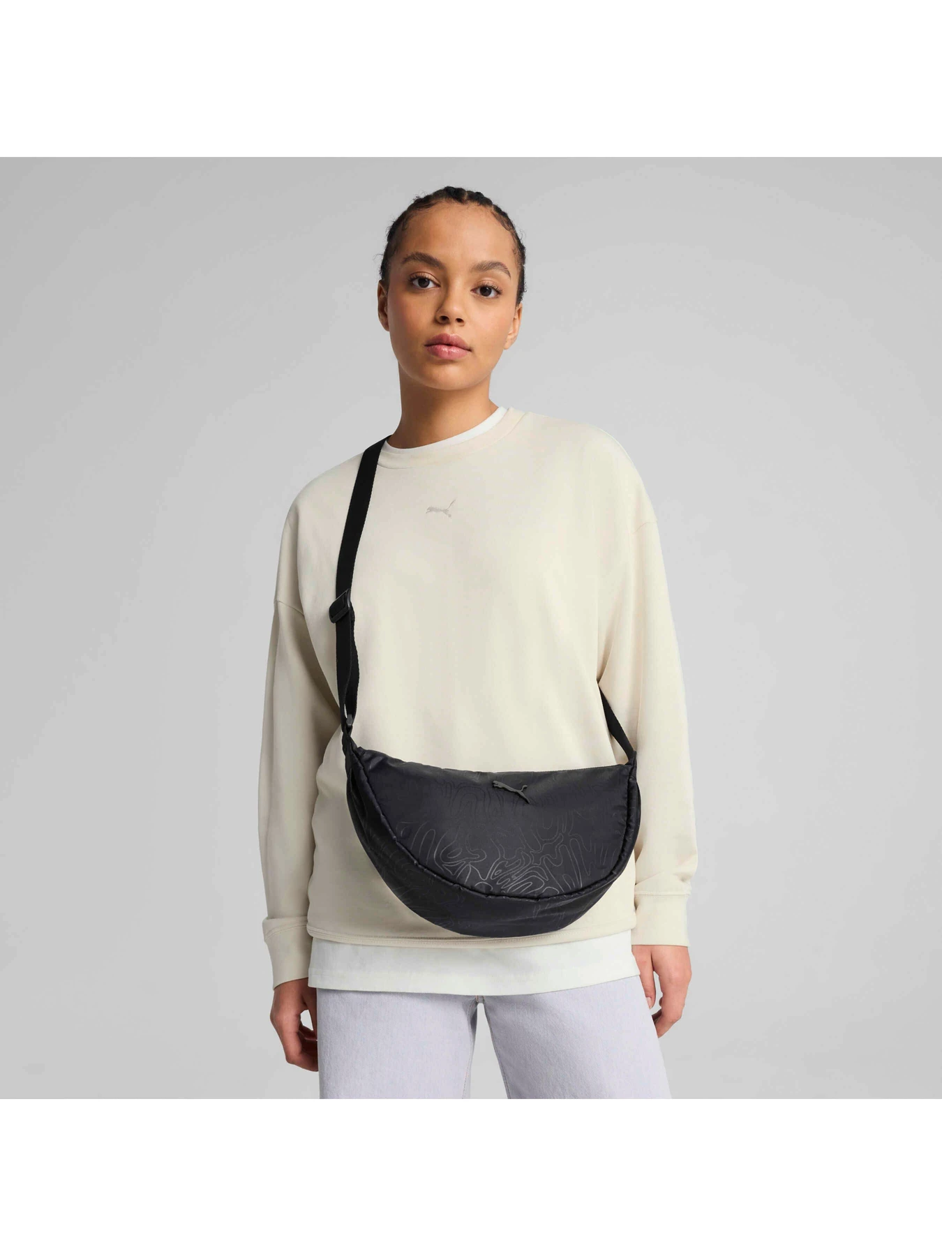 Сумки PUMA Pop Half Moon Bag модель 091340 Фото