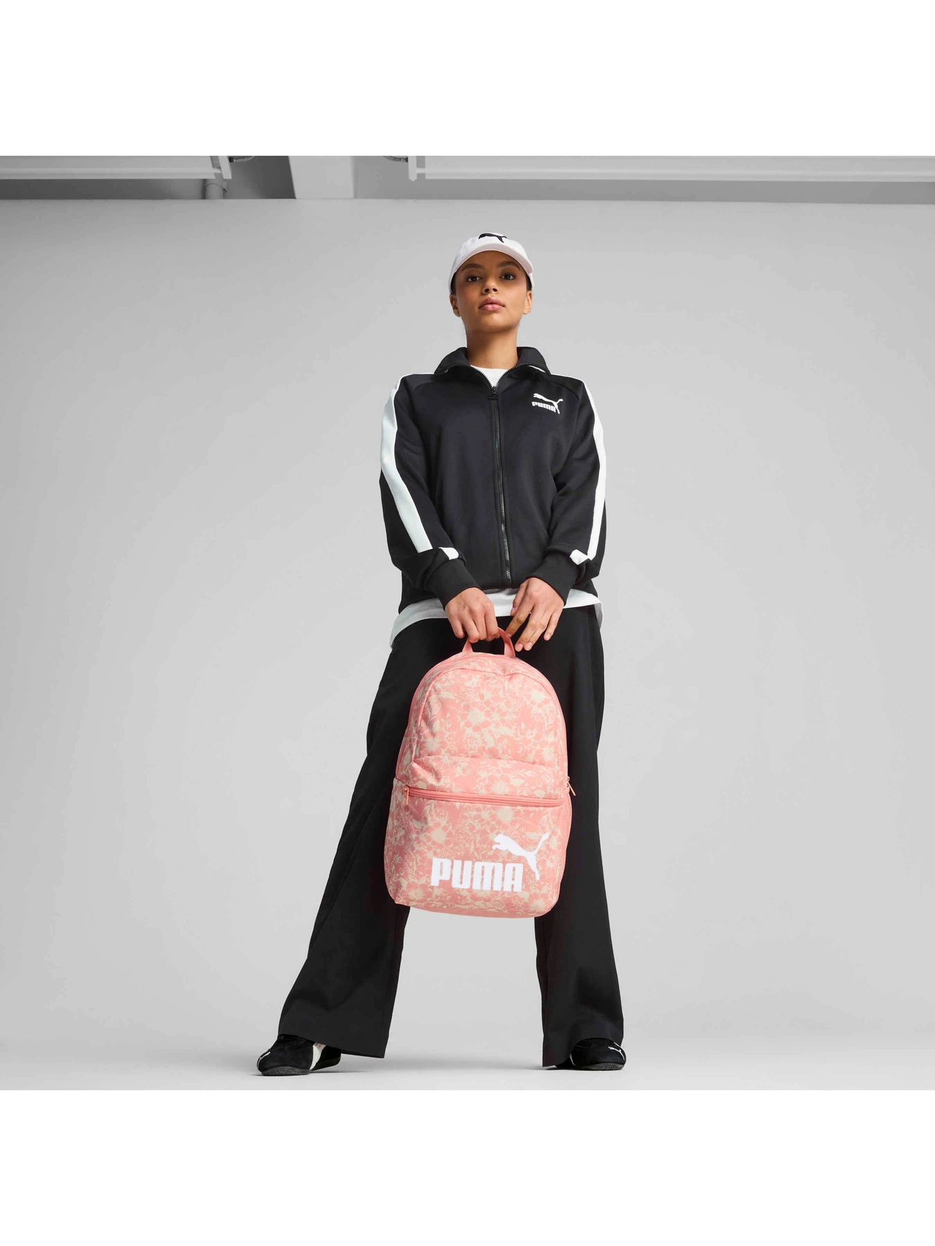 Рюкзаки PUMA Phase Aop Backpack модель 091169 Фото