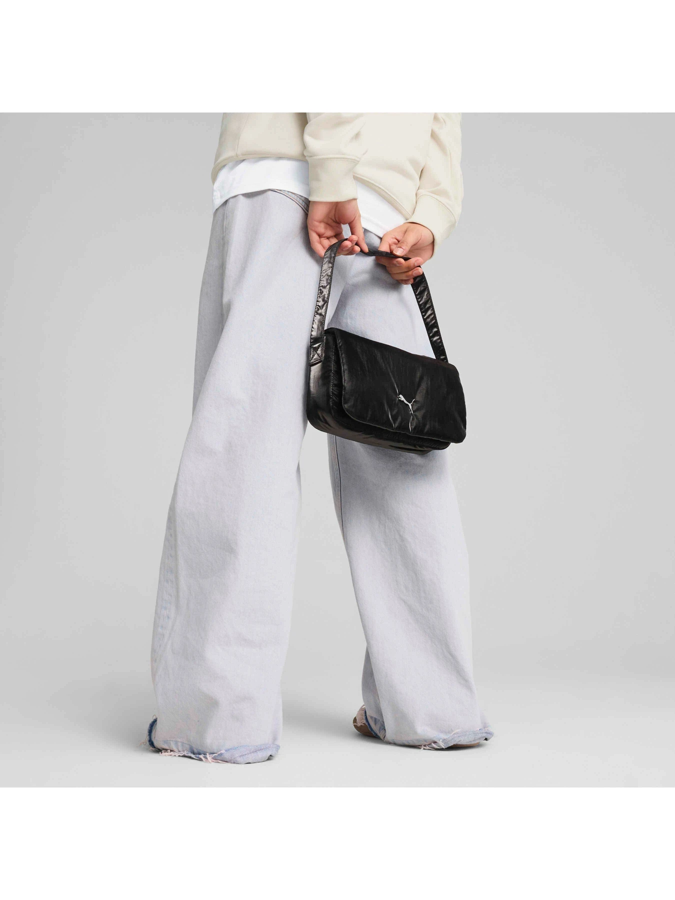 Сумки PUMA Up Baguette Bag модель 091300 Фото