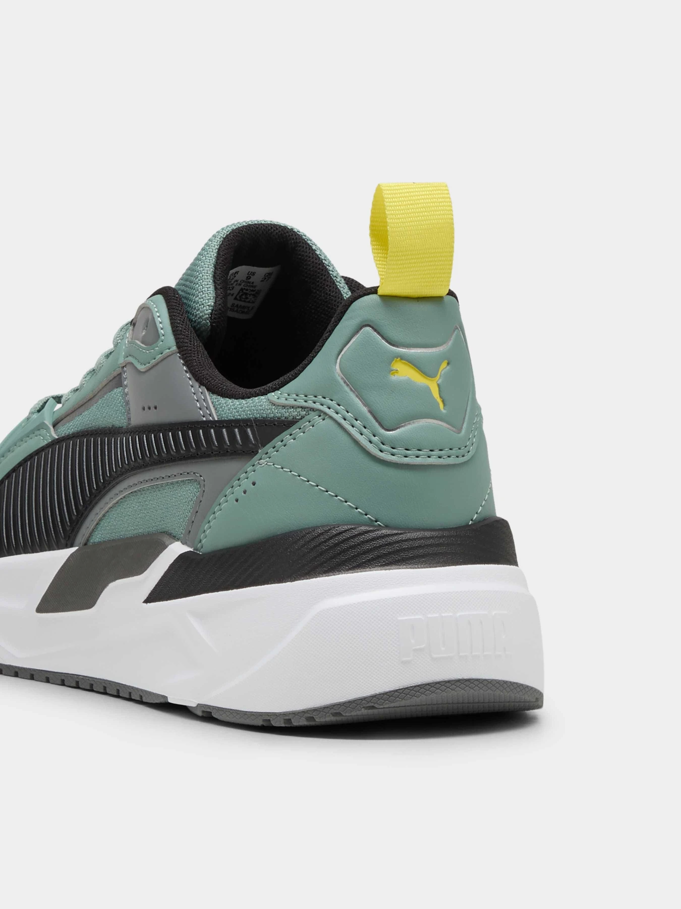 Кроссовки PUMA Ferrari Trinity 2 модель 308762 Кроссовки PUMA Ferrari Trinity 2 модель 308762 Фото