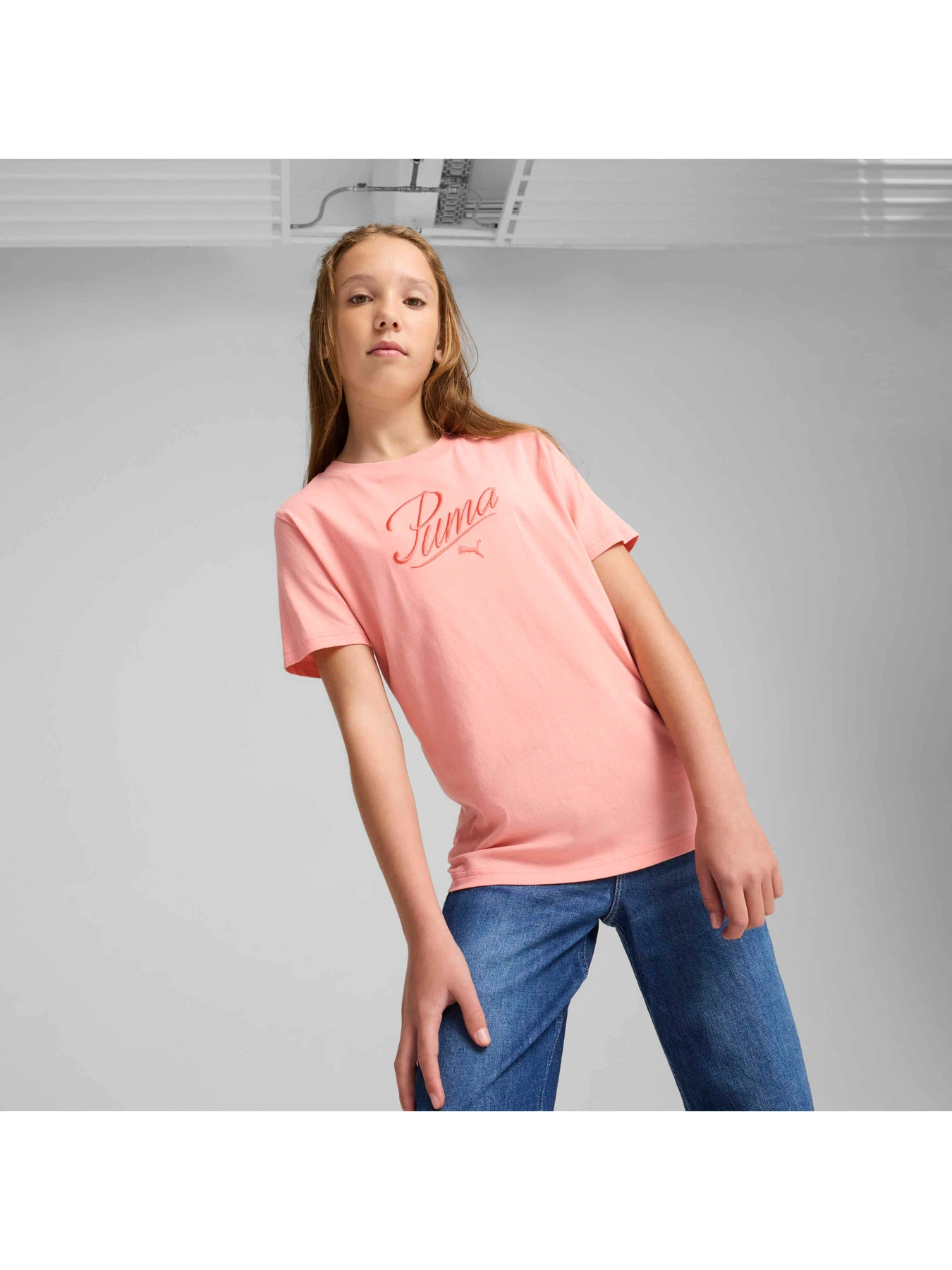 Футболки и поло PUMA Ess Script Tee модель 685805 Фото