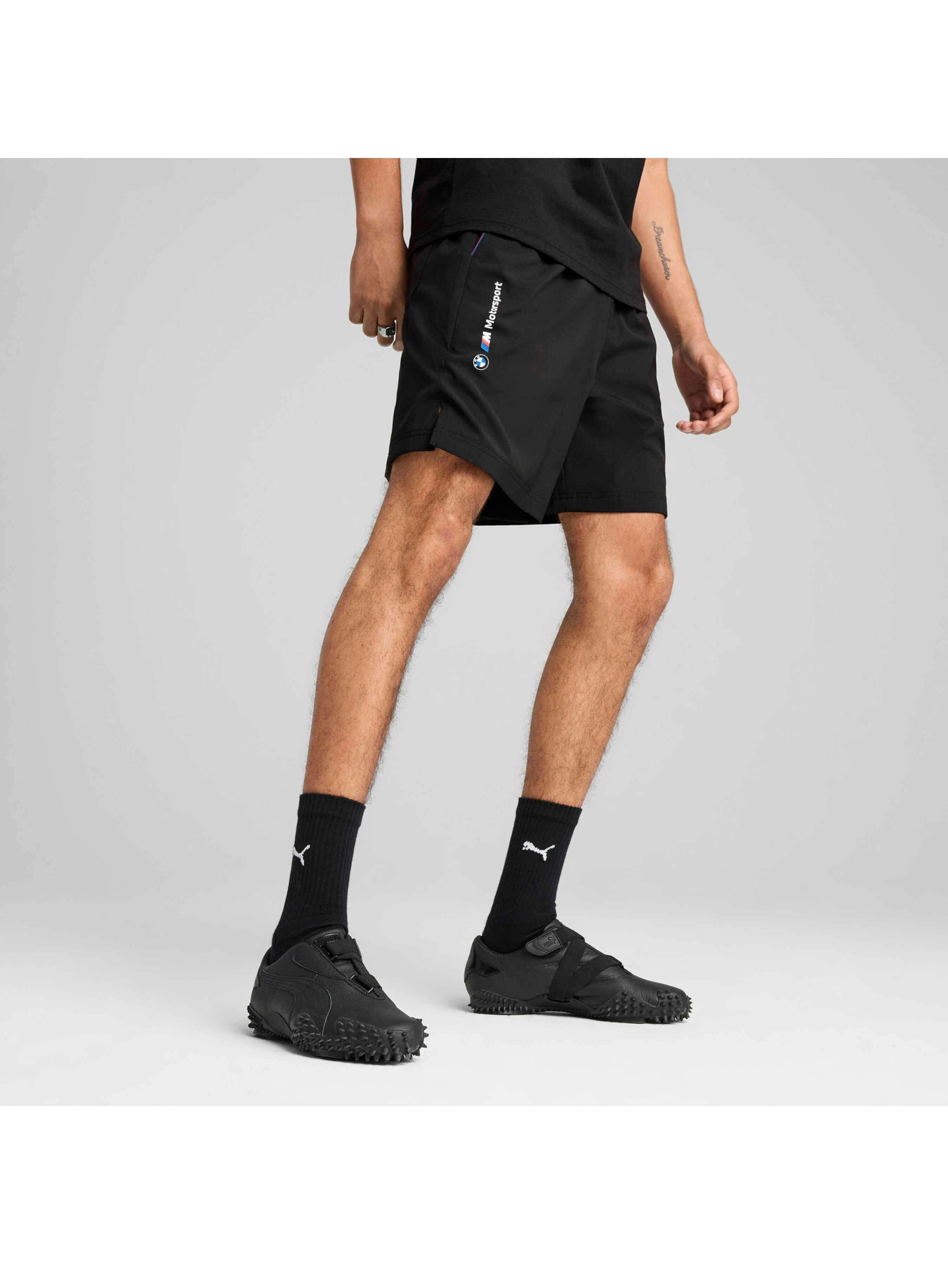 Шорты PUMA Bmw Mms Ess+ Woven Shorts 7" модель 630631 Шорты PUMA Bmw Mms Ess+ Woven Shorts 7" модель 630631 Фото