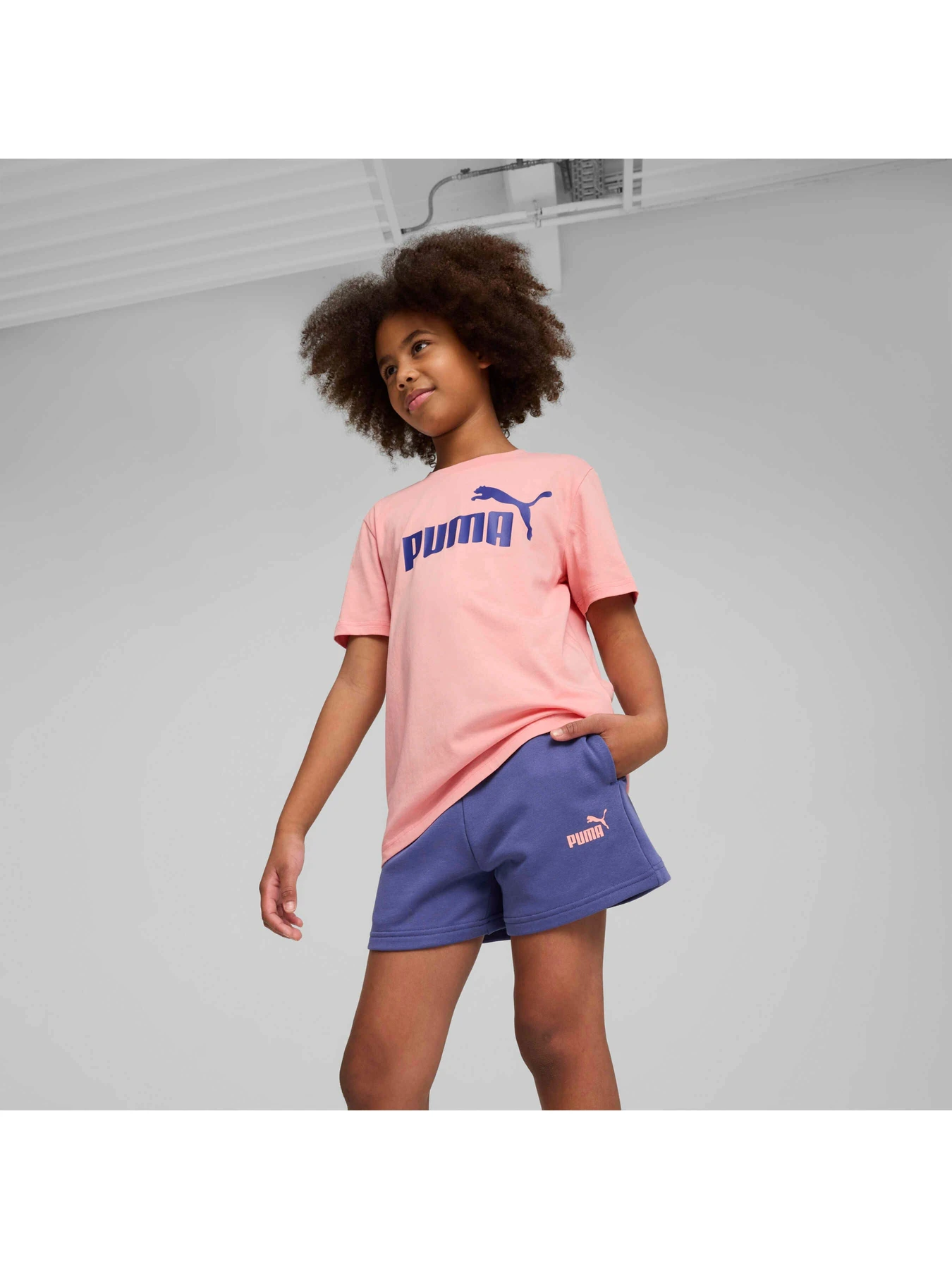 Костюми PUMA Ess Logo Tee And Shorts Set модель 686307 Костюми PUMA Ess Logo Tee And Shorts Set модель 686307 Фото