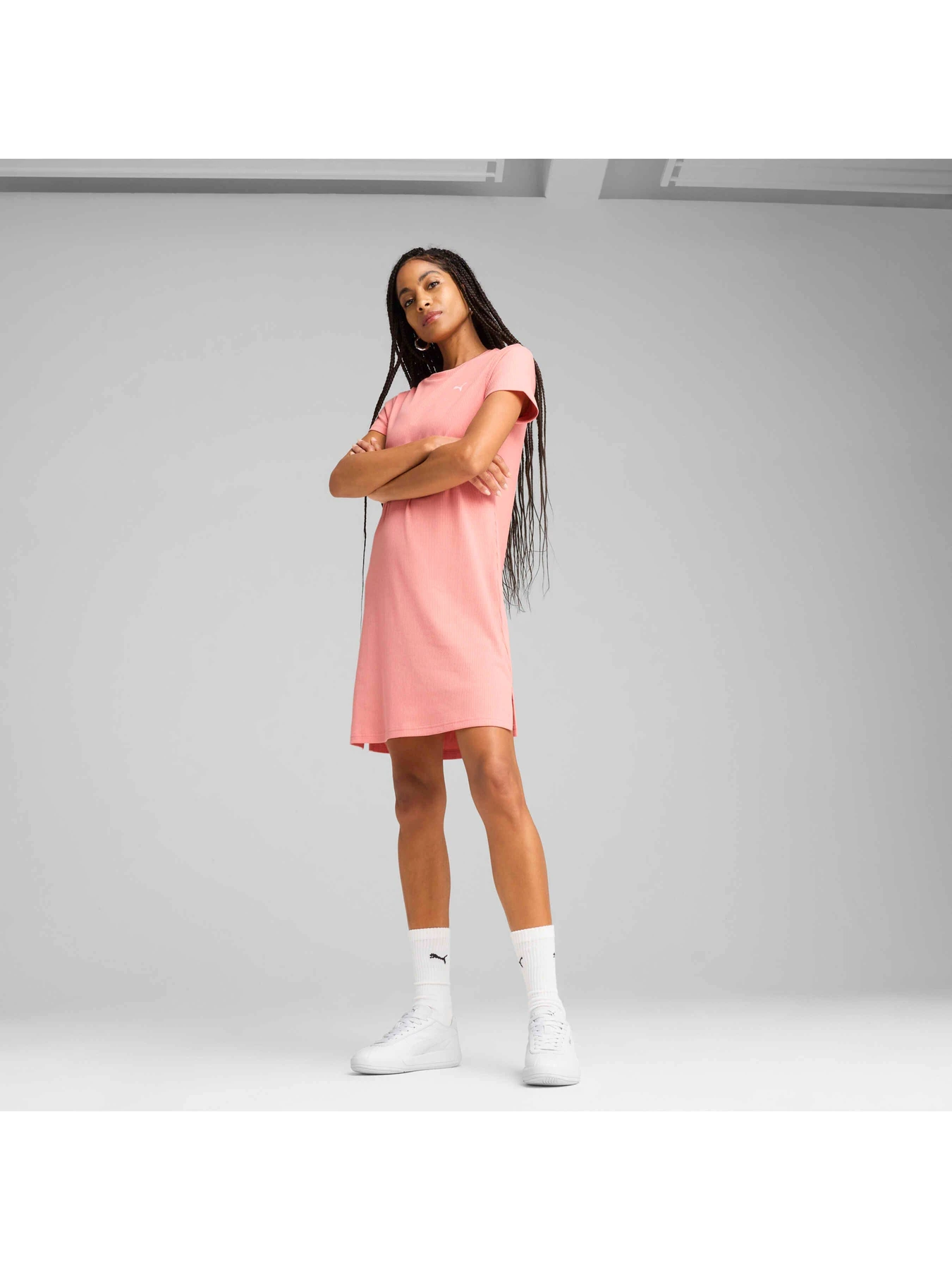 Платья PUMA модель 685022 Фото