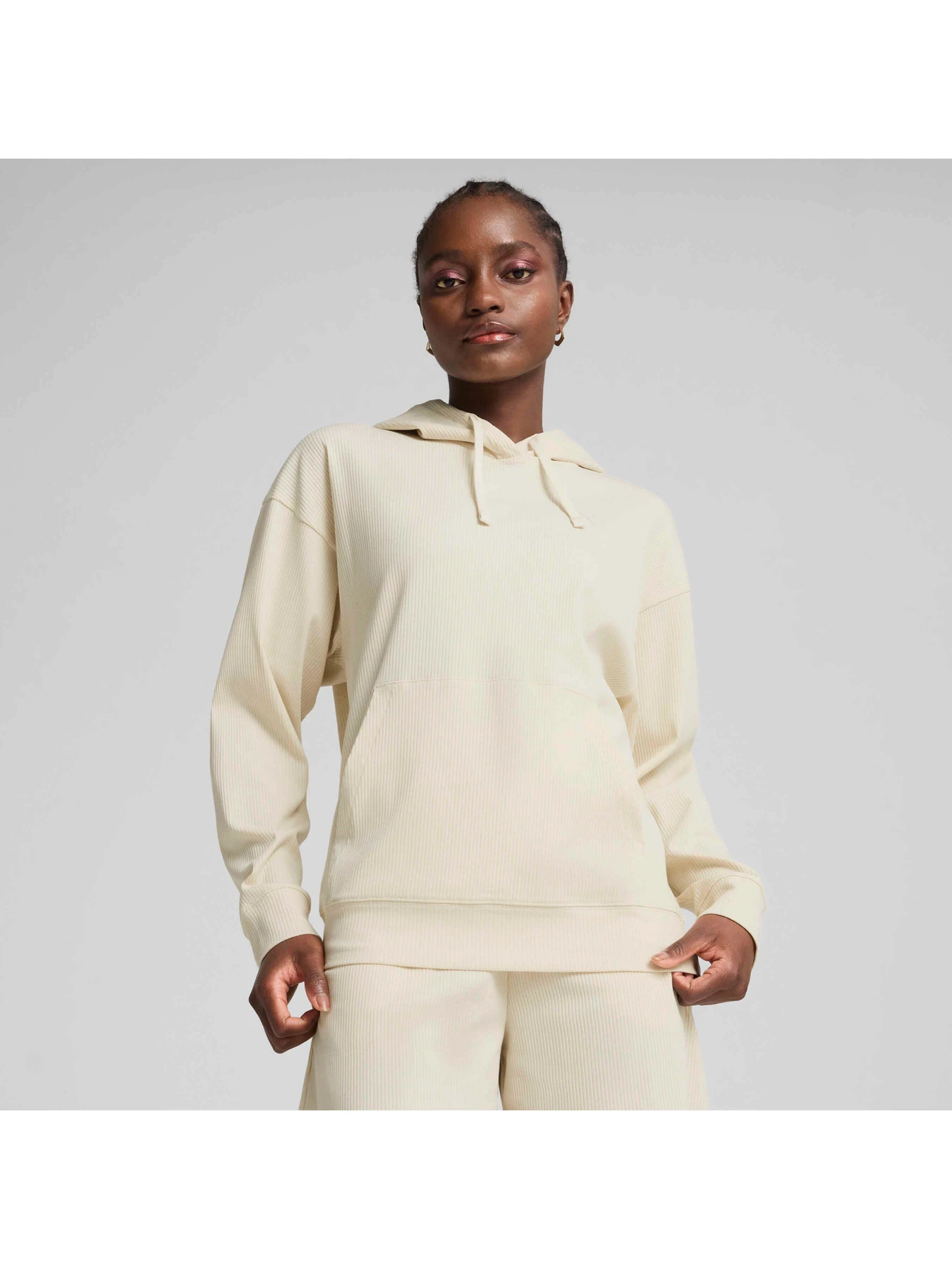 Худі та світшоти PUMA Ess Elevated Comfort Hoodie модель 685023 Фото