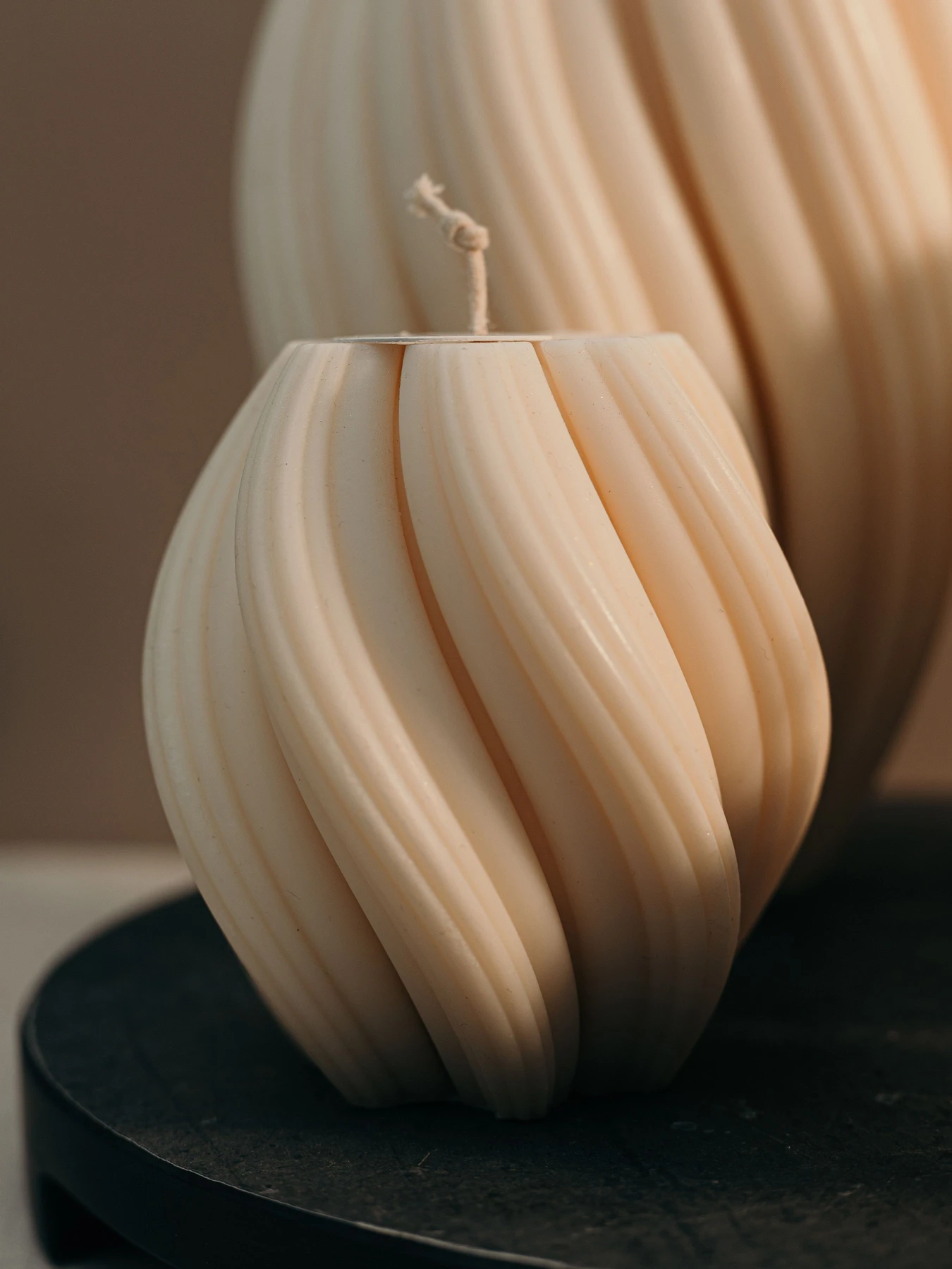 Набор фигурных свечей "Волны" из натурального оливкового воска Candle Design модель 200.0009 Набор фигурных свечей "Волны" из натурального оливкового воска Candle Design модель 200.0009 Фото