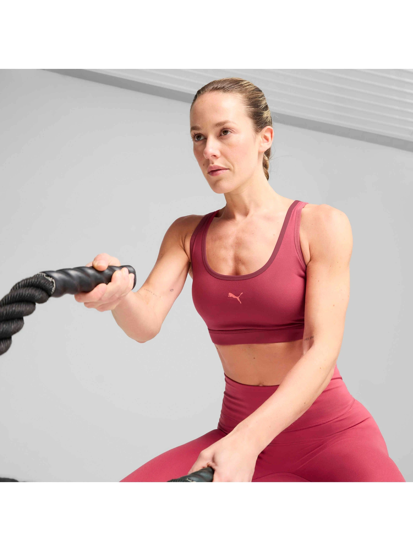 Футболки и поло PUMA 4keeps Cloudspun Bra модель 526686 Футболки и поло PUMA 4keeps Cloudspun Bra модель 526686 Фото
