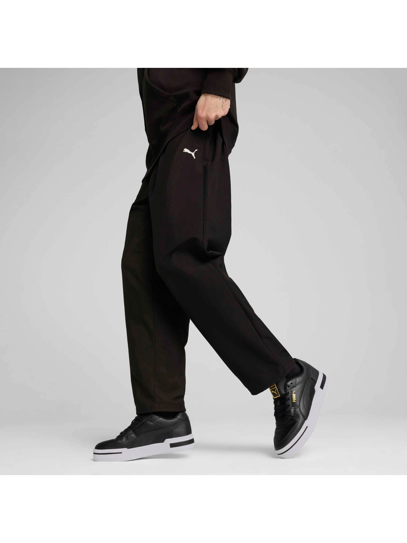 Штани PUMA Wardrobe Ess Relaxed Pants модель 629652 Штани PUMA Wardrobe Ess Relaxed Pants модель 629652 Фото