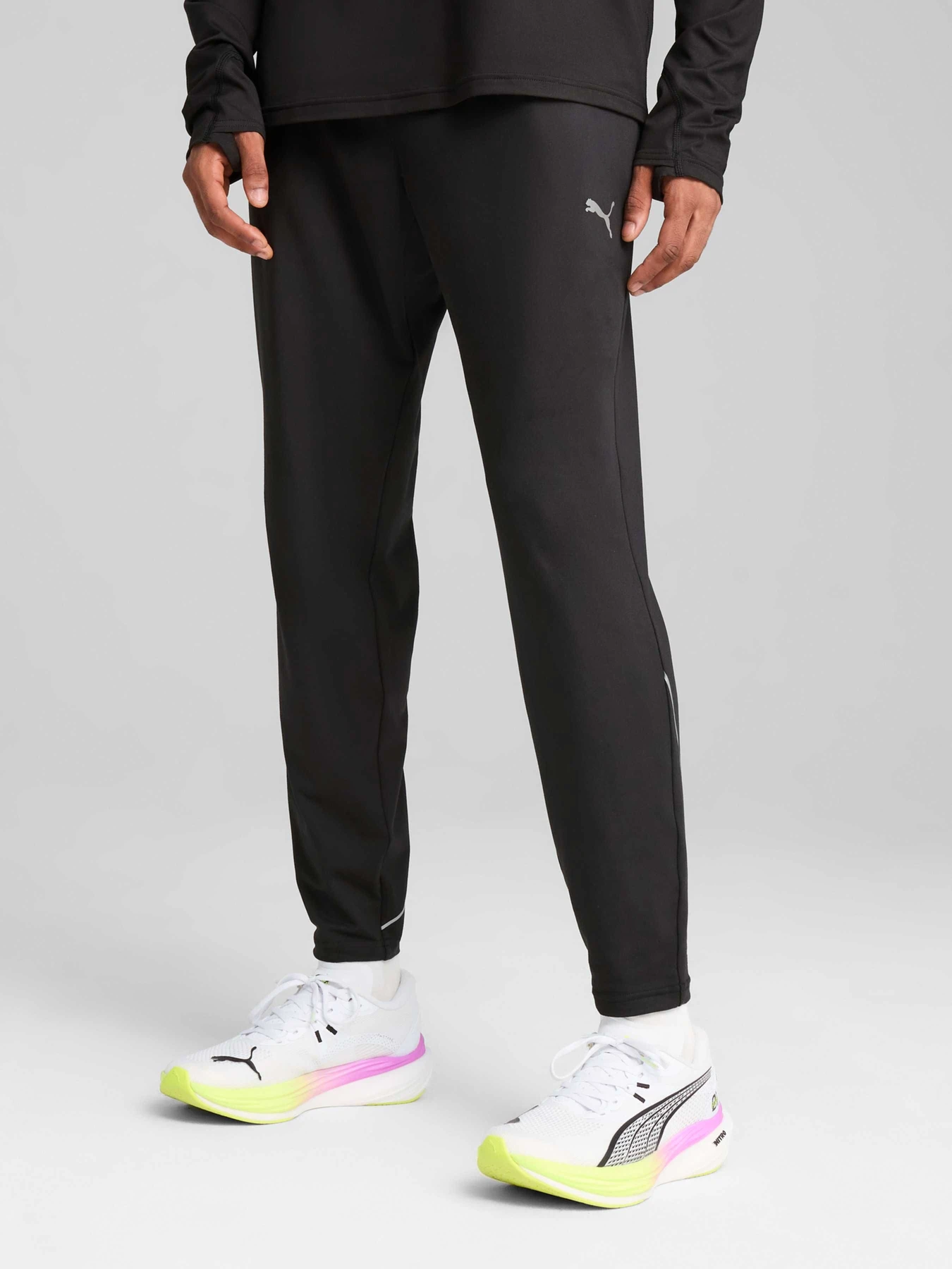 Штани PUMA Evryday Cldspn Tape Pant M модель 526637 Штани PUMA Evryday Cldspn Tape Pant M модель 526637 Фото