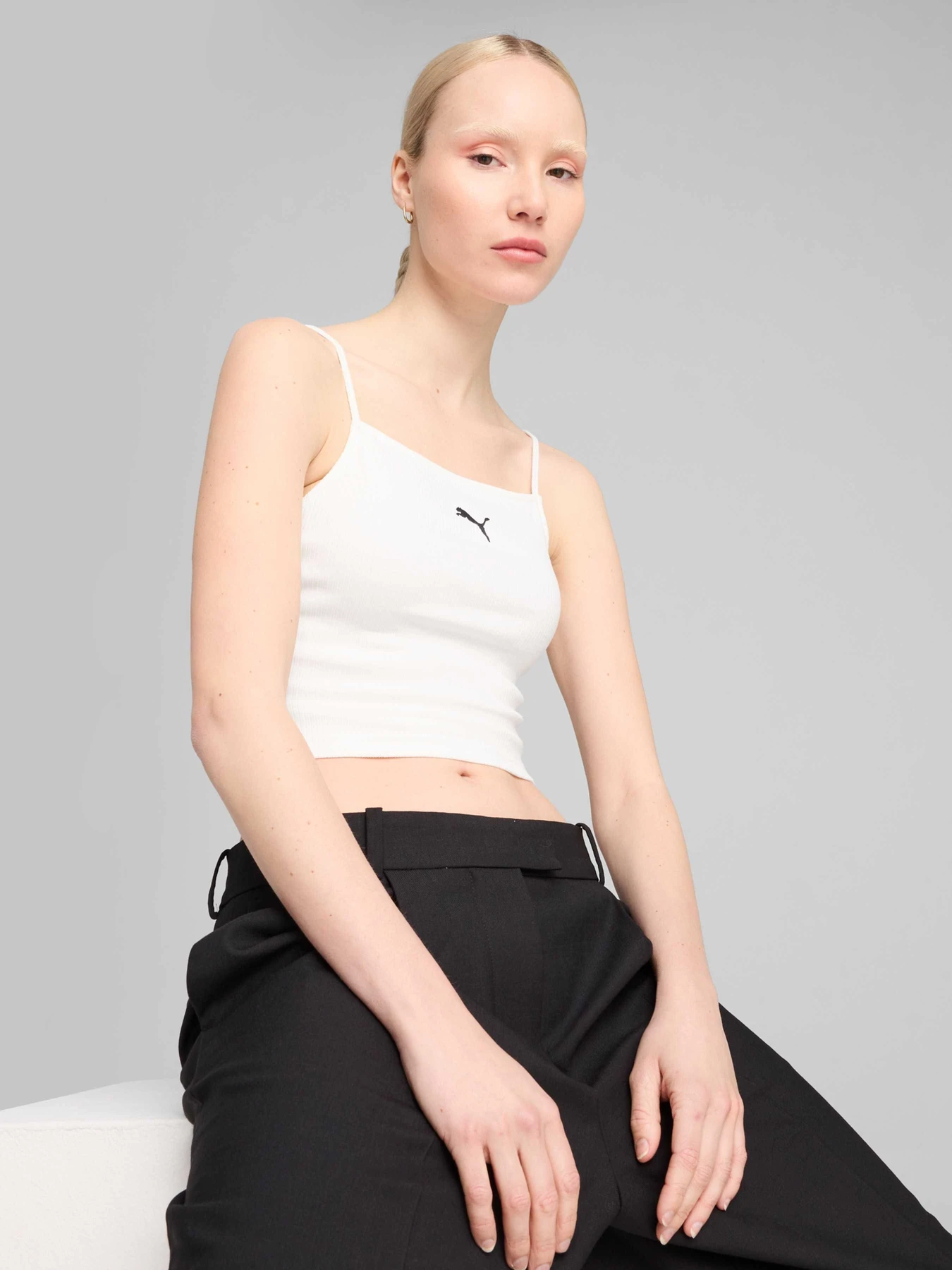Футболки и поло PUMA Wardrobe Ess Ribbed Tank Top модель 629771 Футболки и поло PUMA Wardrobe Ess Ribbed Tank Top модель 629771 Фото