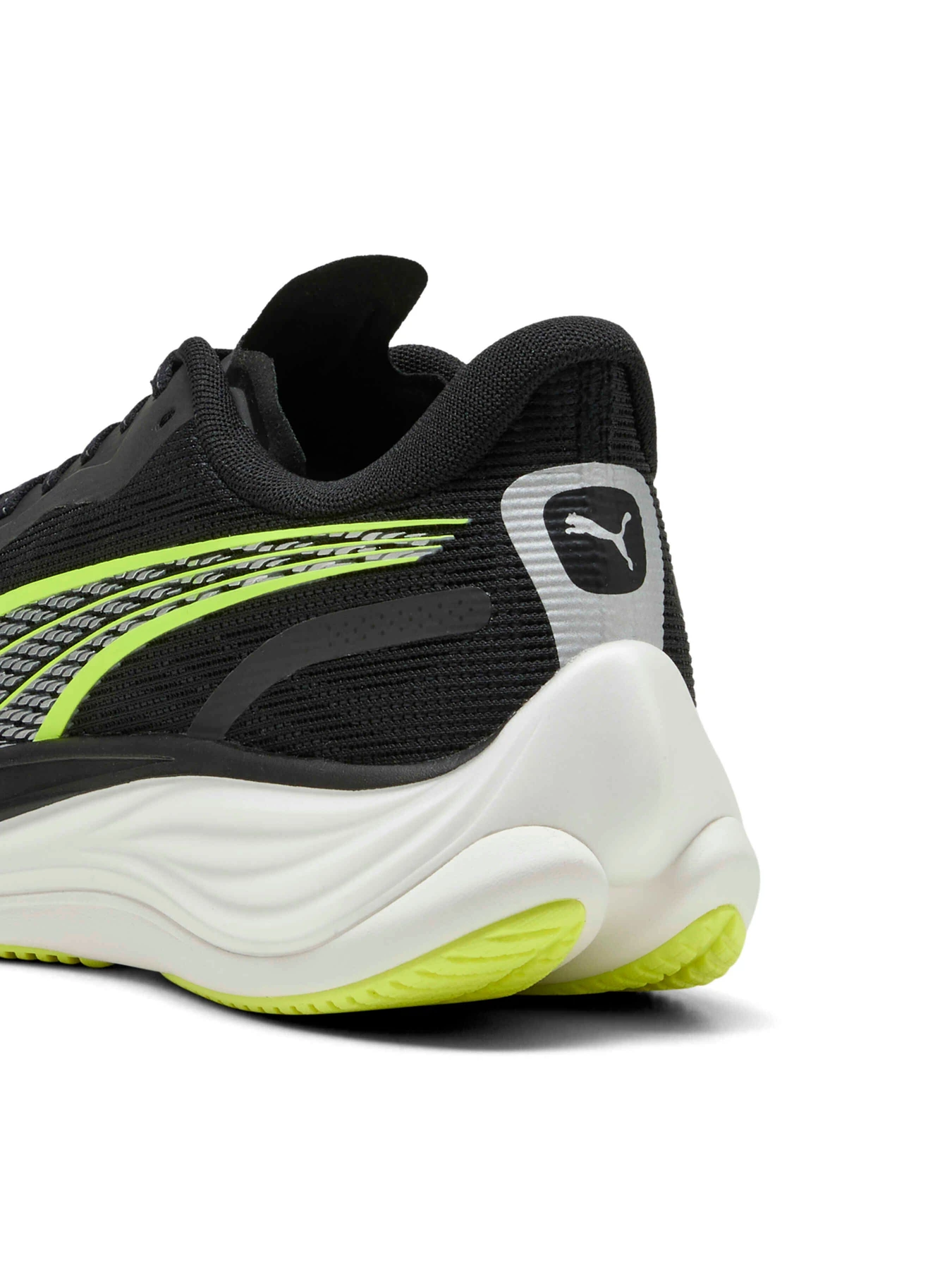 Кросівки PUMA Velocity Nitro™ 3 модель 377748 Фото
