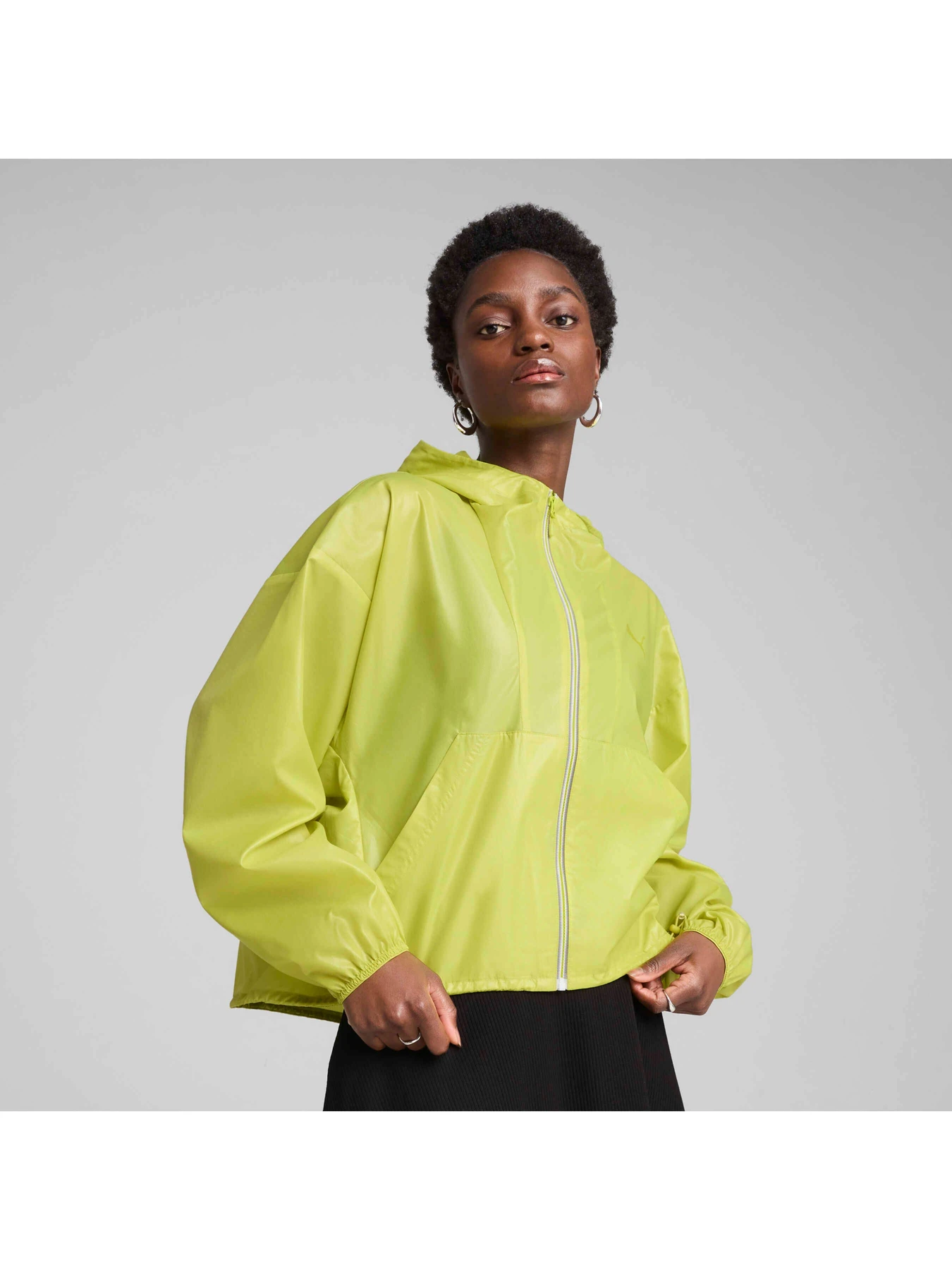 Куртки и дубленки PUMA Oversized Uv Wind Jacket модель 629917 Фото