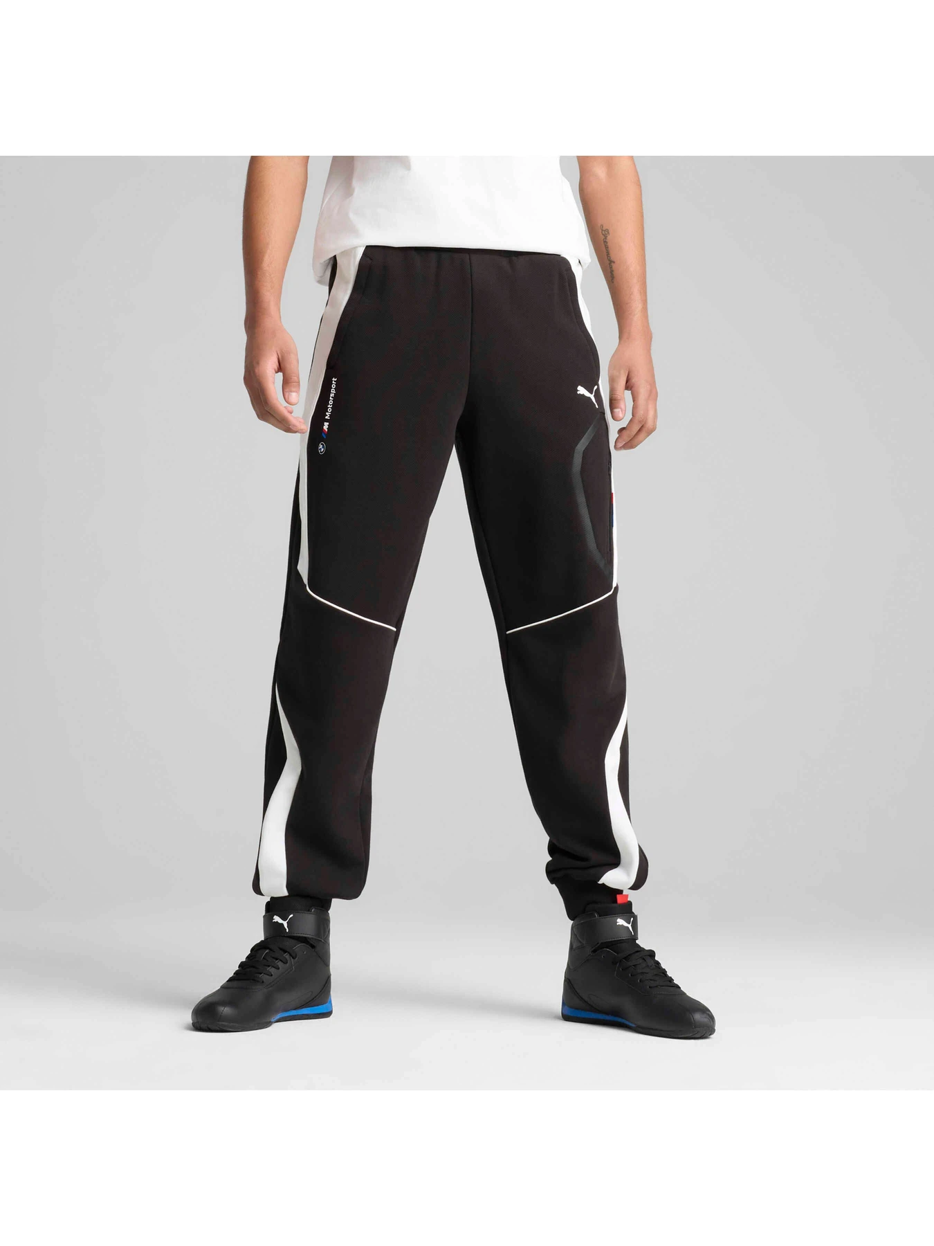 Брюки PUMA Bmw Mms Sweat Pants Reg/cc модель 630617 Брюки PUMA Bmw Mms Sweat Pants Reg/cc модель 630617 Фото