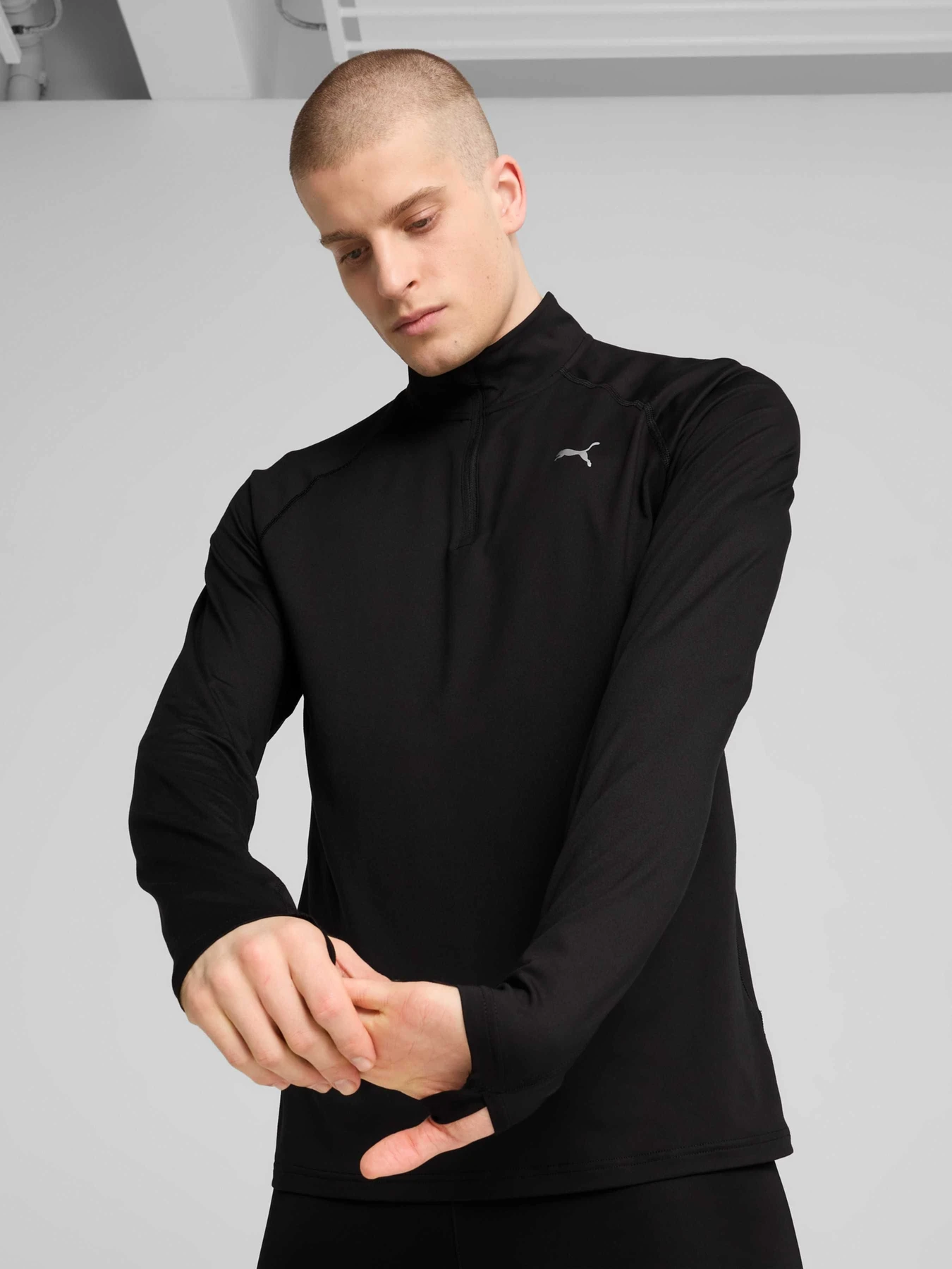 Худі та світшоти PUMA Run Veloty Cldspn 1/4 Zip M модель 526627 Худі та світшоти PUMA Run Veloty Cldspn 1/4 Zip M модель 526627 Фото