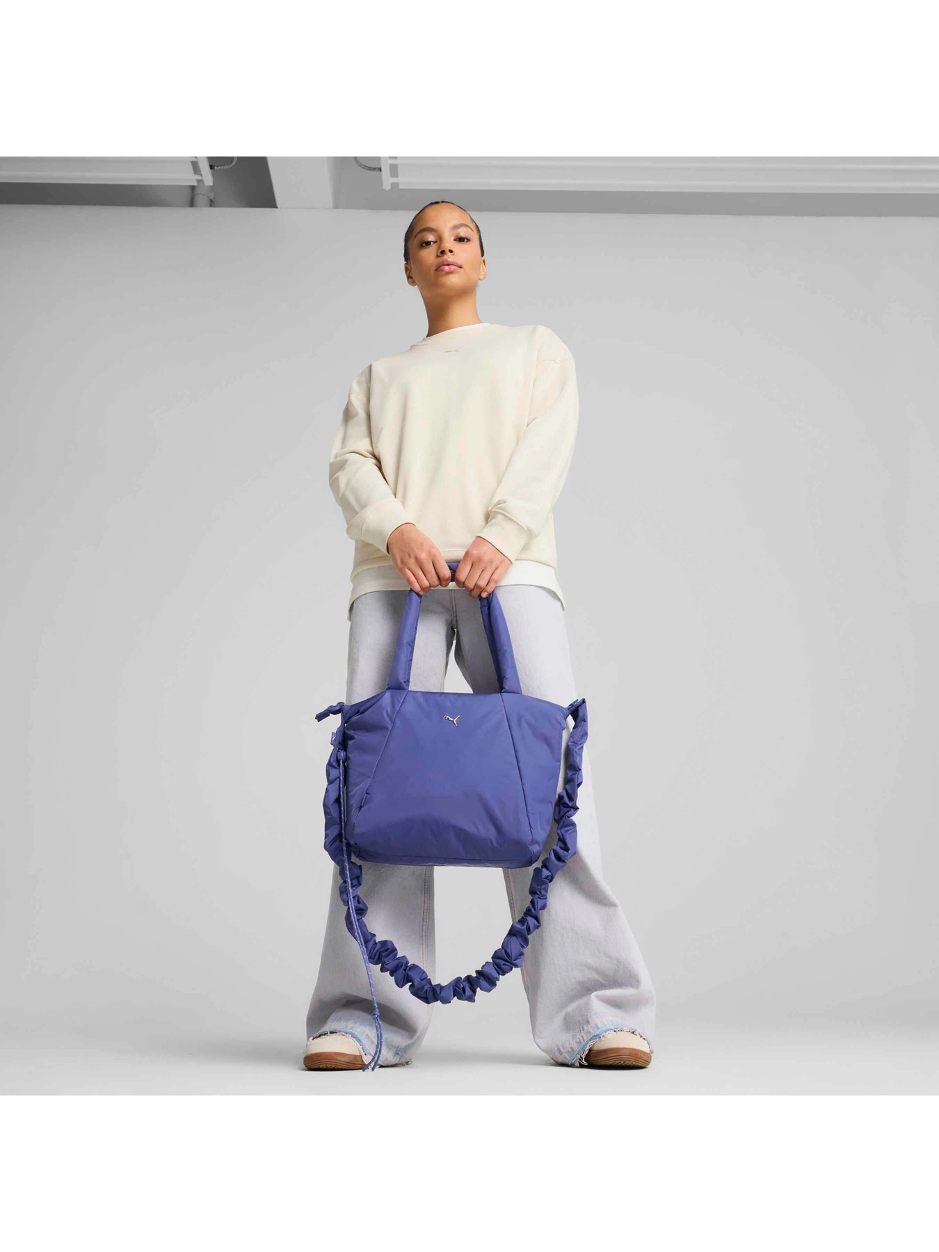 Сумки PUMA Slouchy Small Shopper модель 091444 Фото
