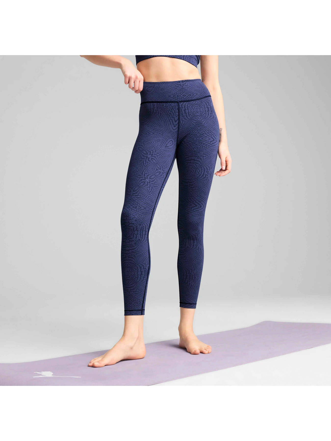 Штани PUMA Move Cloudspun Tight Hw 7/8 модель 526693 Фото