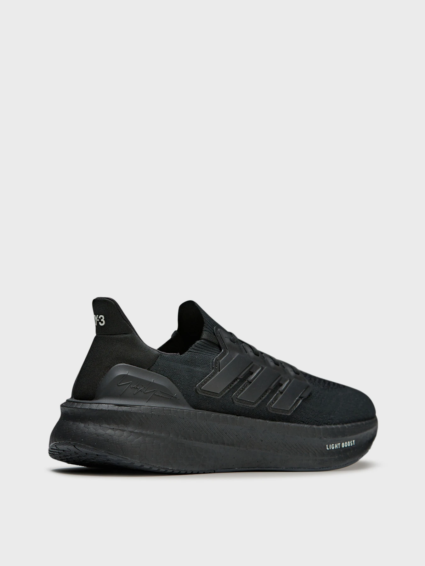 Кроссовки Adidas Y-3 модель IH0869 Кроссовки Adidas Y-3 модель IH0869 Фото