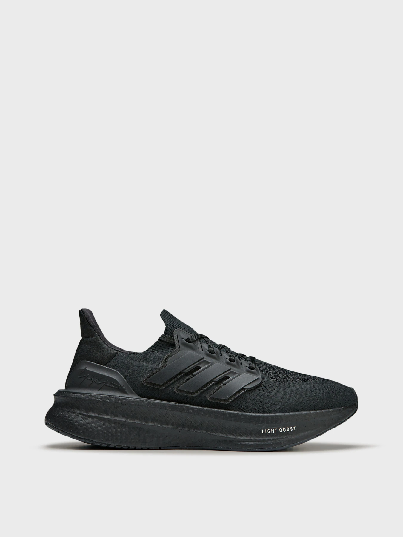 Кроссовки Adidas Y-3 модель IH0869 Кроссовки Adidas Y-3 модель IH0869 Фото