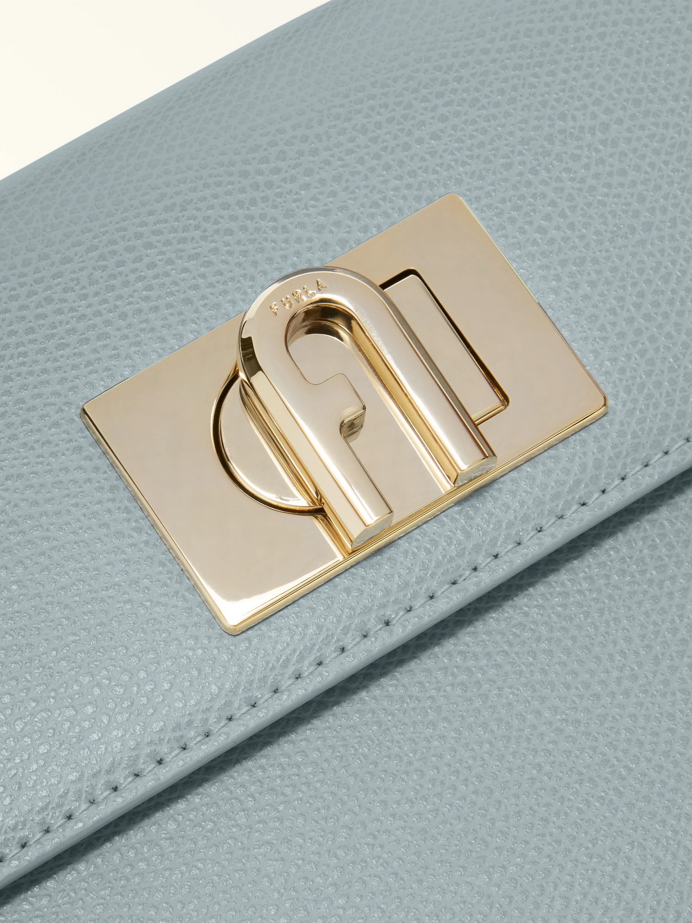 Сумки Furla модель WB00109ARE000550001007 Сумки Furla модель WB00109ARE000550001007 Фото