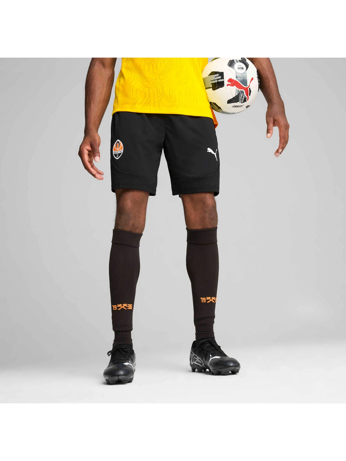 Шорти PUMA Fcsd Training Shorts Pro модель 777858 Шорти PUMA Fcsd Training Shorts Pro модель 777858 Фото