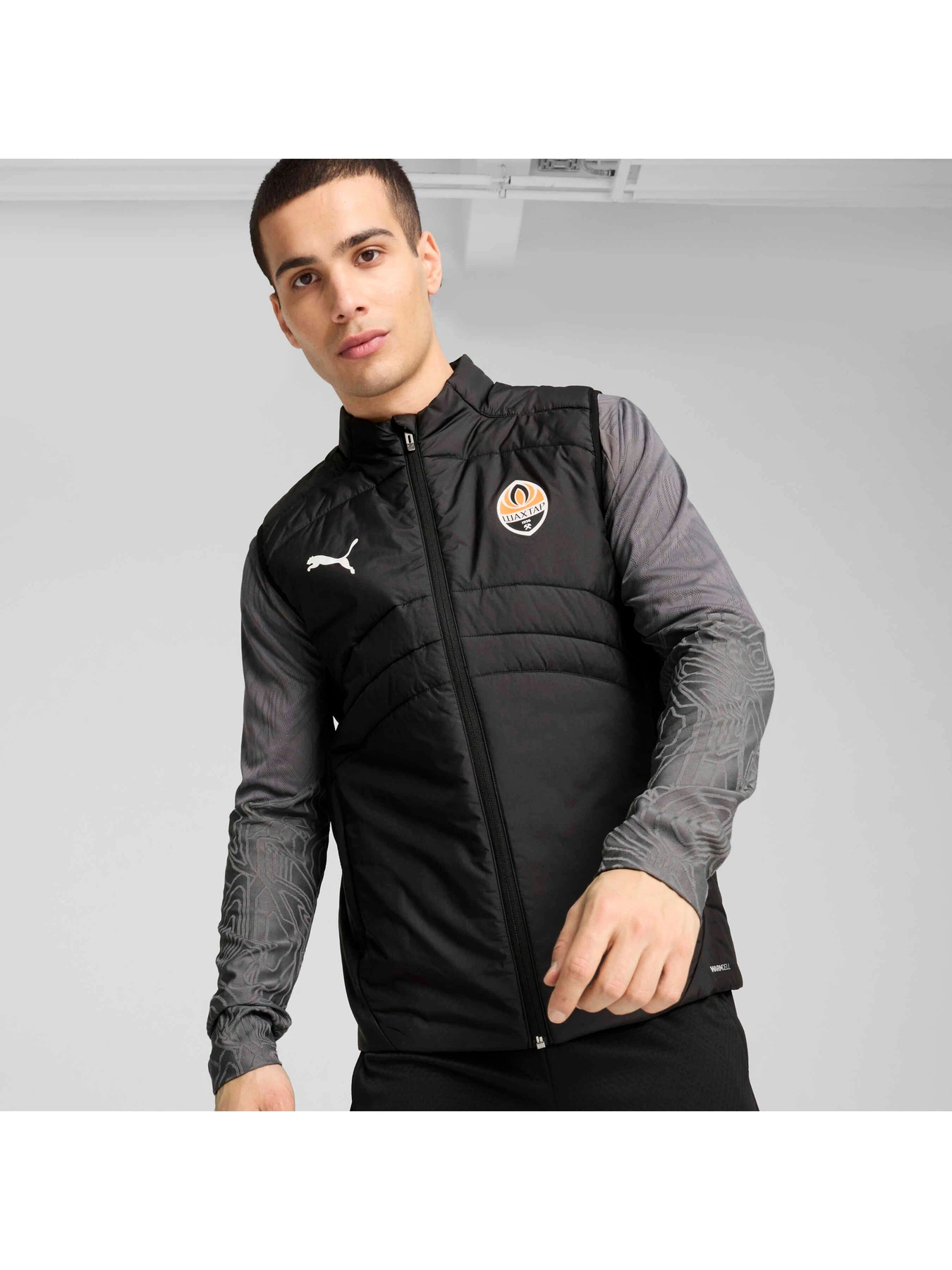 Куртки и дубленки PUMA Fcsd Gilet модель 777860 Куртки и дубленки PUMA Fcsd Gilet модель 777860 Фото