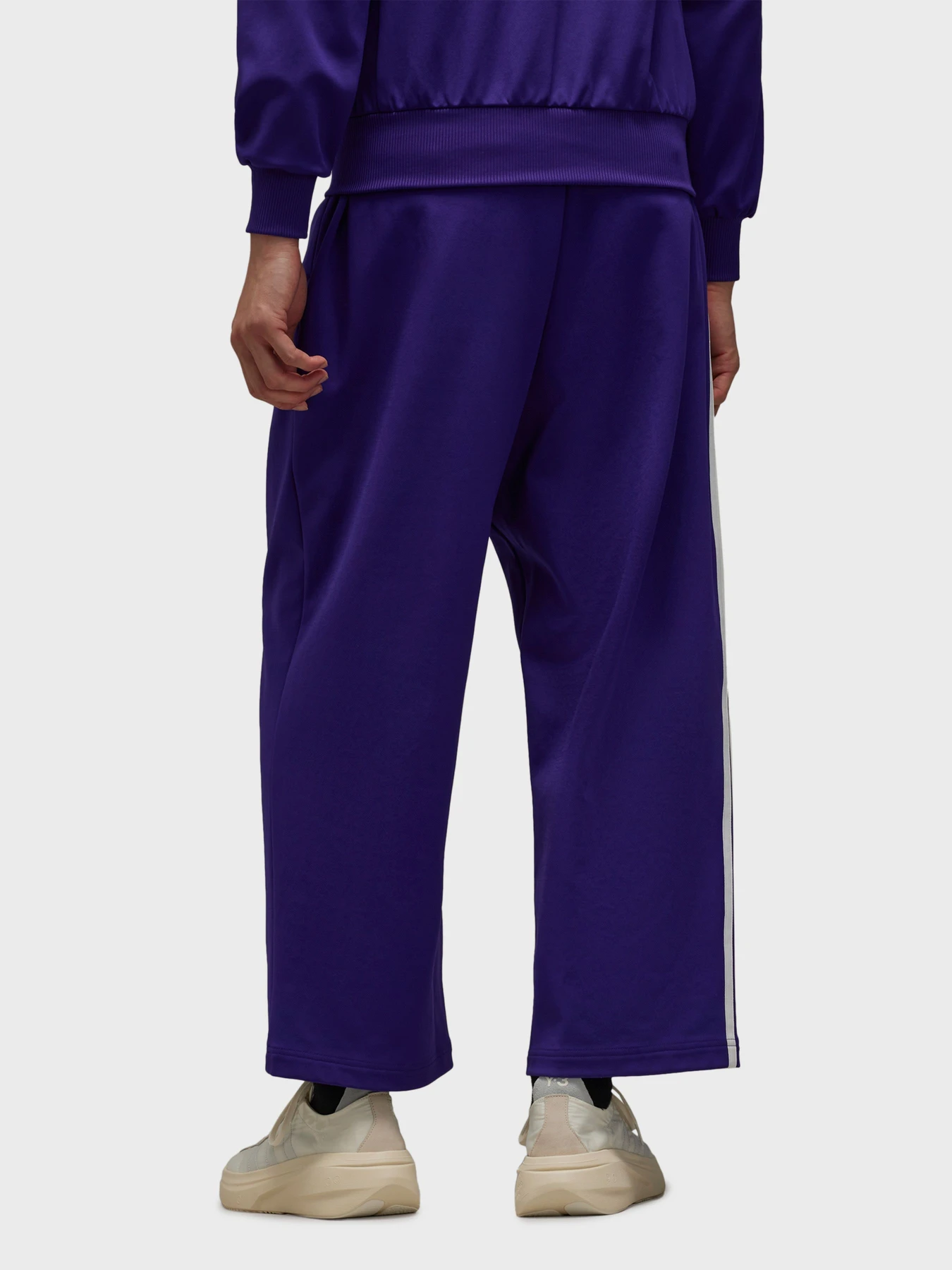 Брюки Adidas модель IX0399 Фото