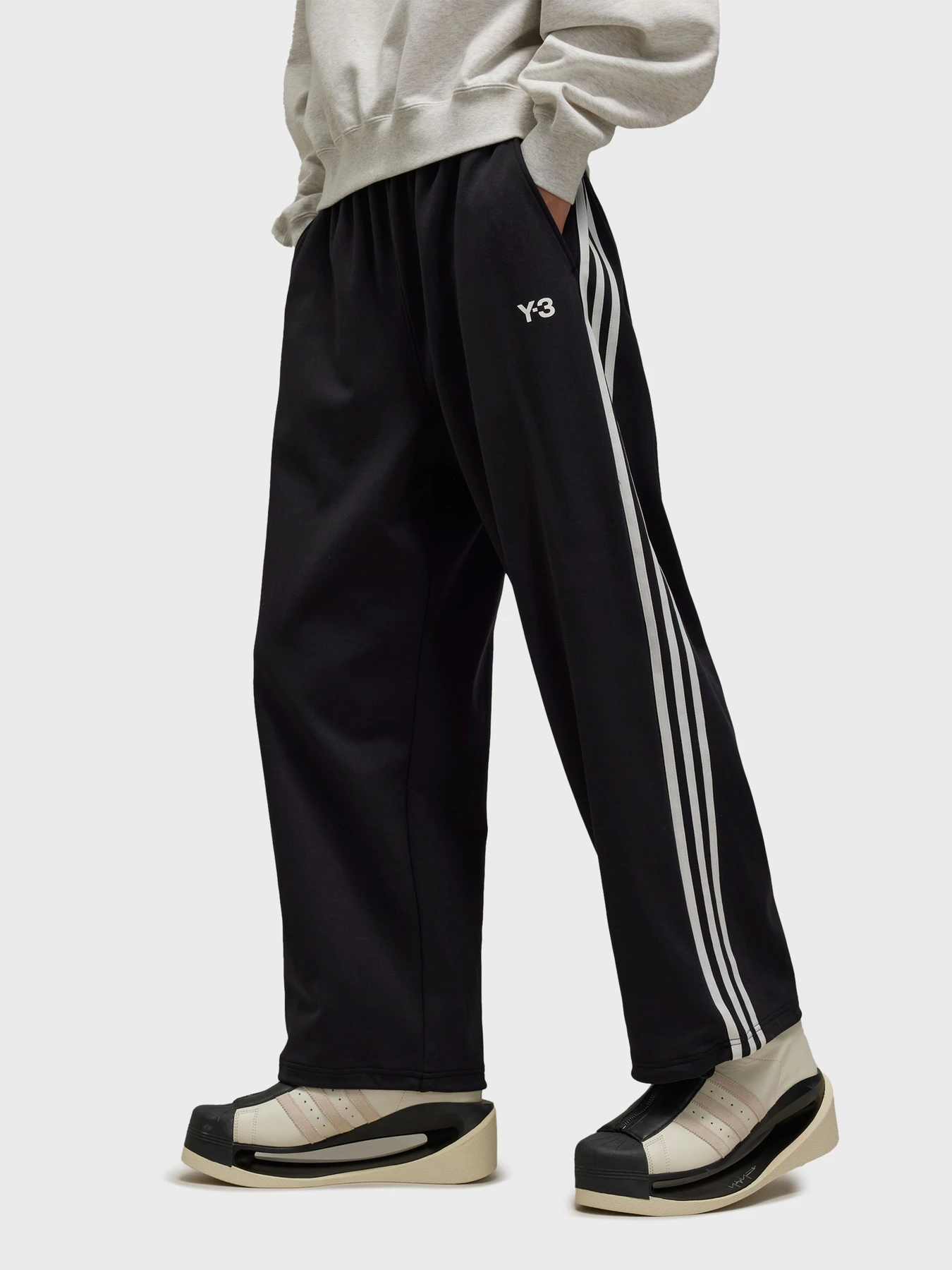 Брюки Adidas 3 Stripes модель IW7457 Фото