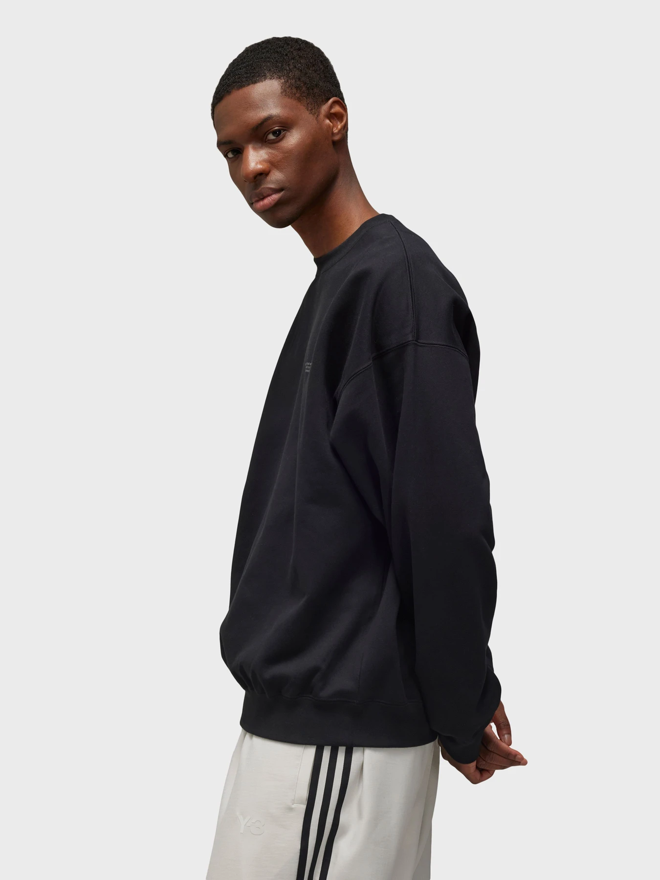 Худи и свитшоты Adidas модель JE9276 Фото
