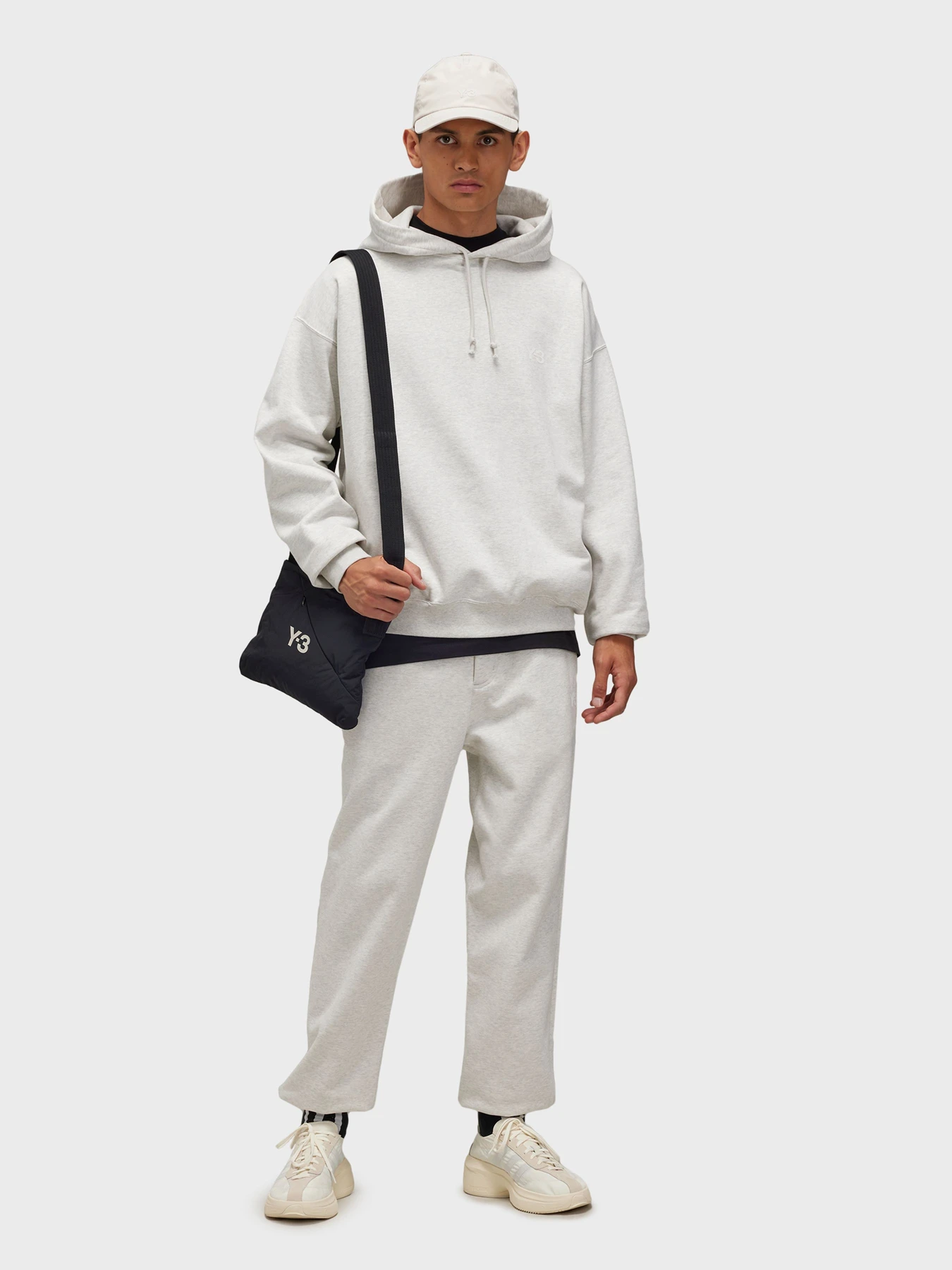 Брюки Adidas модель JD9811 Фото