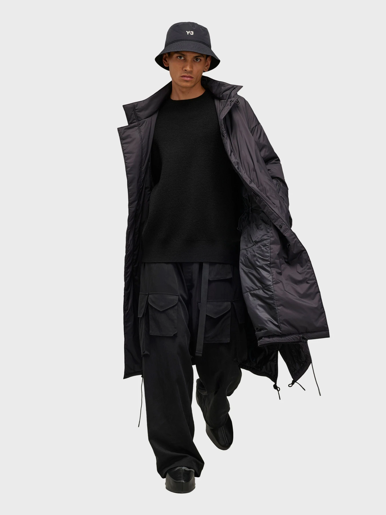 Куртки та дублянки Adidas модель IW7486 Фото