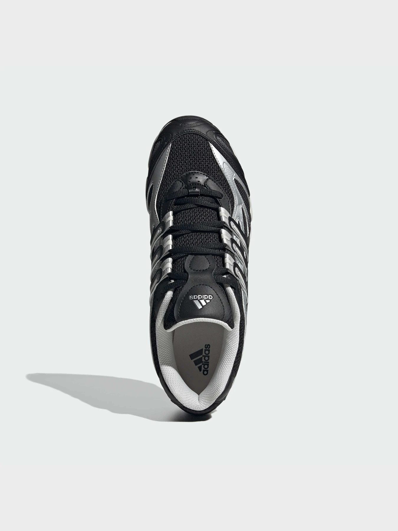 Кроссовки Adidas модель IH0404 Кроссовки Adidas модель IH0404 Фото
