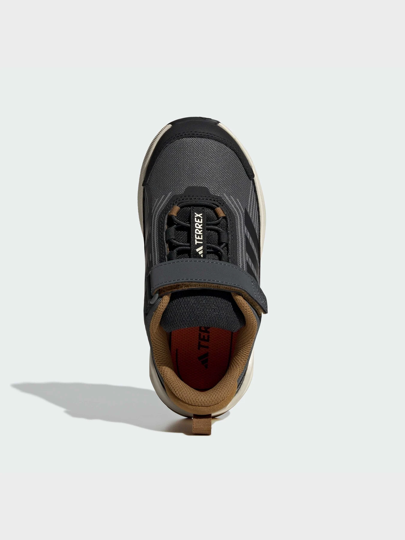 Кроссовки Adidas модель IH2885 Кроссовки Adidas модель IH2885 Фото
