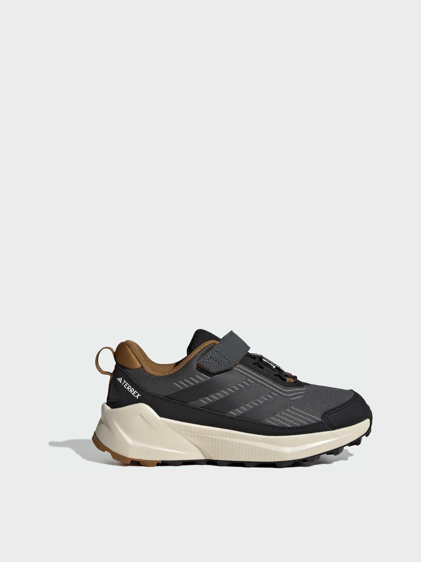 Кроссовки Adidas модель IH2885 Кроссовки Adidas модель IH2885 Фото
