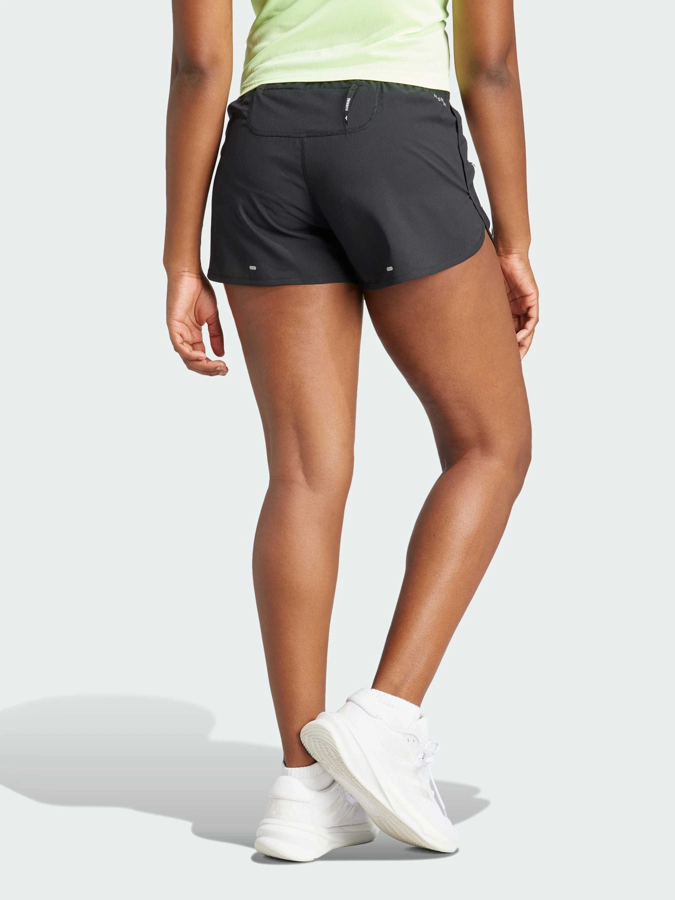 Шорты Adidas 3 Stripes модель IK5018 Шорты Adidas 3 Stripes модель IK5018 Фото