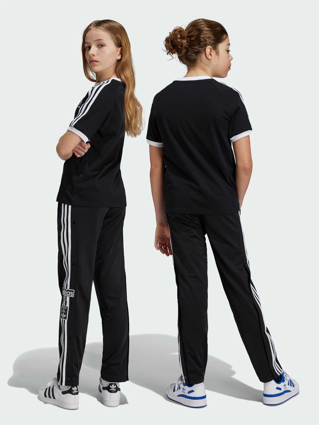 Брюки Adidas Adicolor модель IY9773 Фото