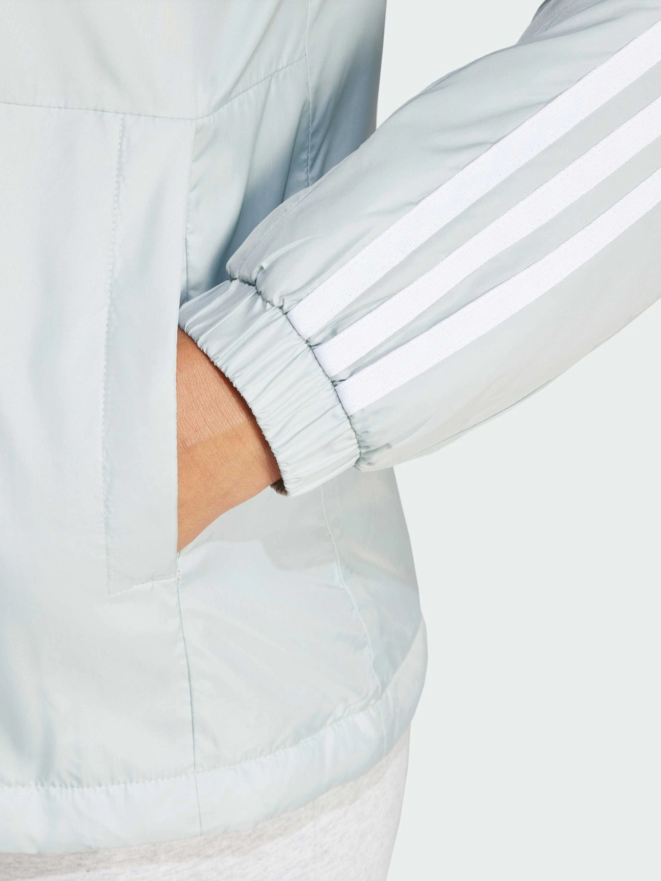 Куртки та дублянки Adidas модель JD1026 Куртки та дублянки Adidas модель JD1026 Фото