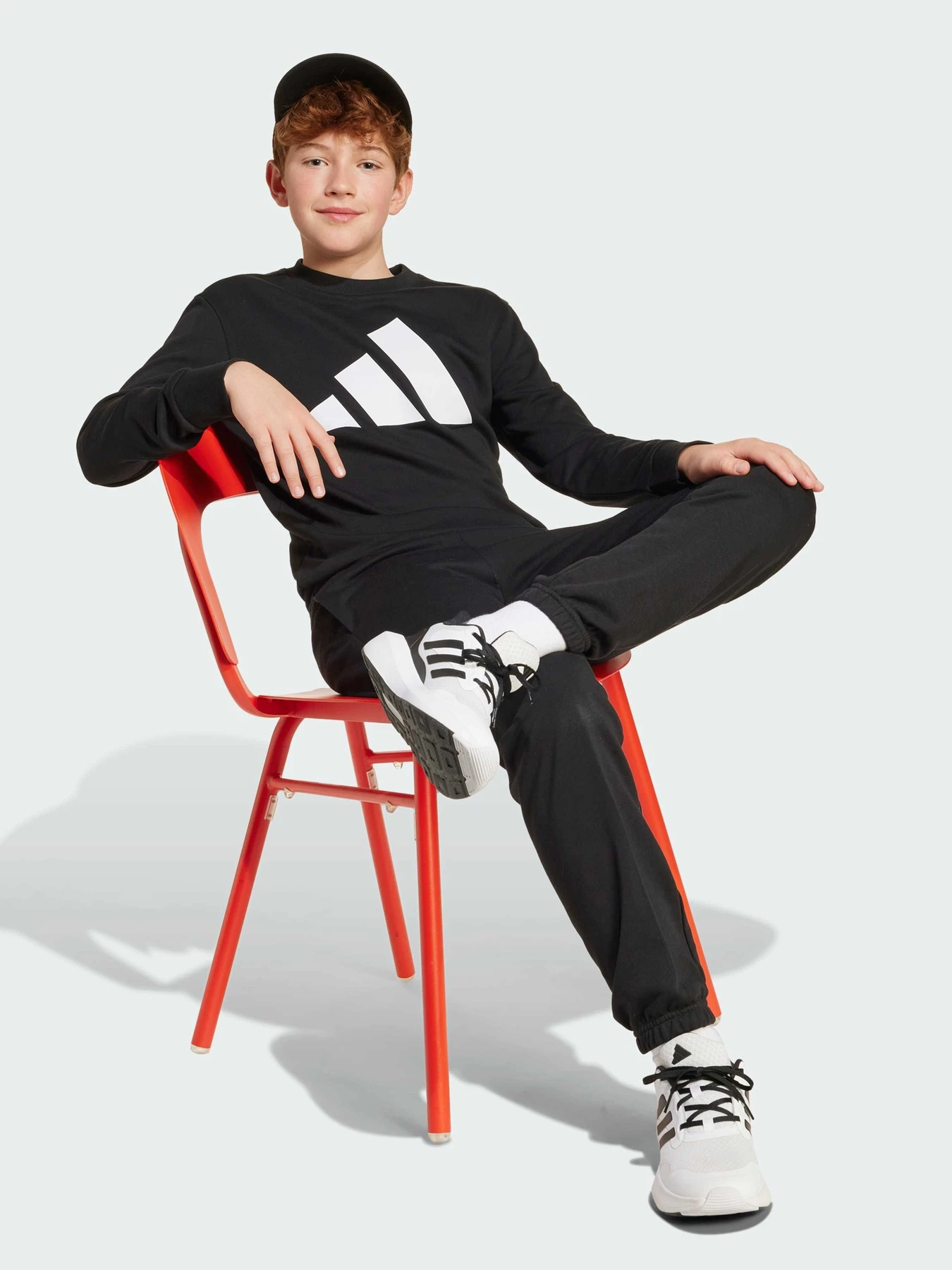 Костюмы Adidas модель JD2102 Костюмы Adidas модель JD2102 Фото