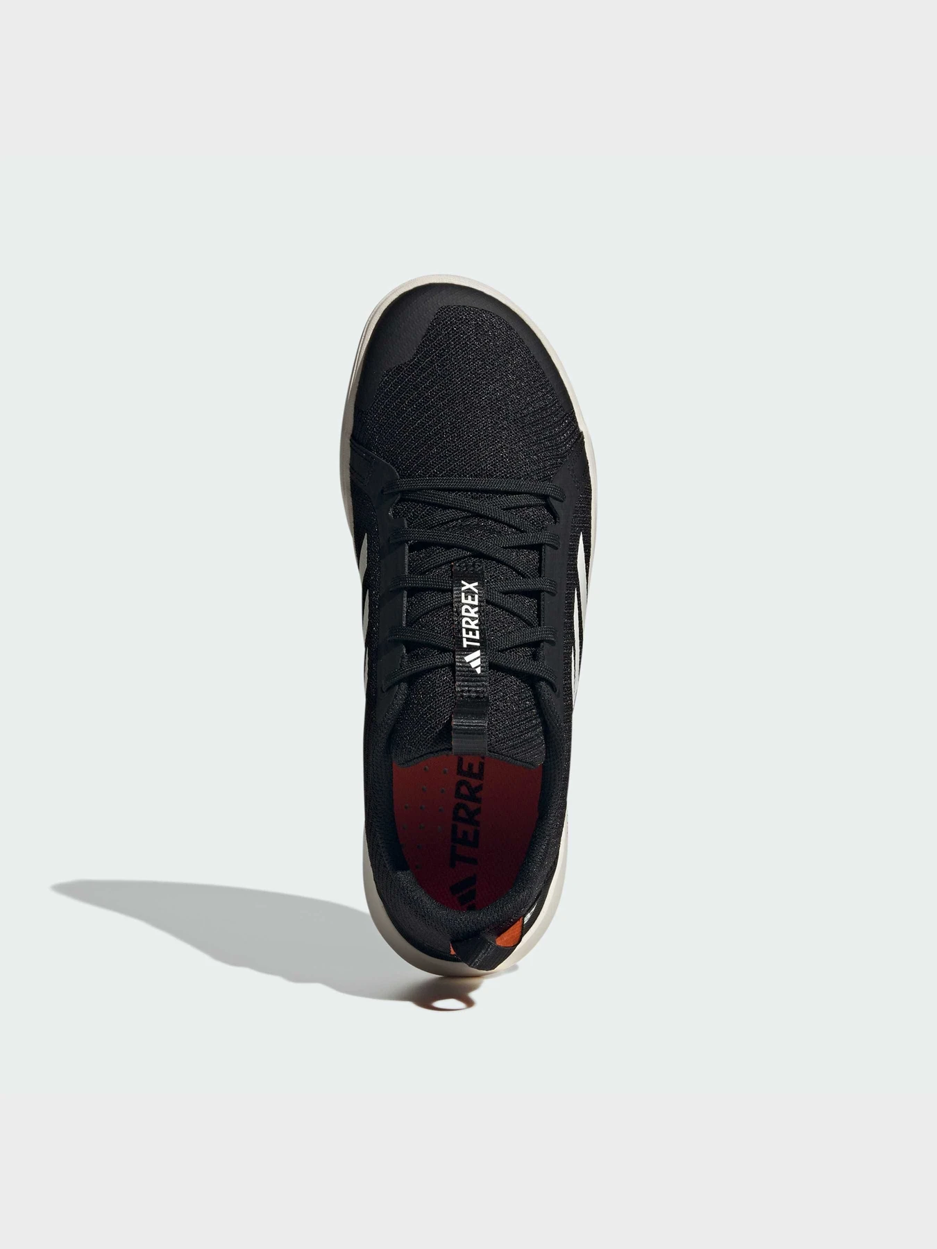 Кроссовки Adidas модель JI3499 Кроссовки Adidas модель JI3499 Фото