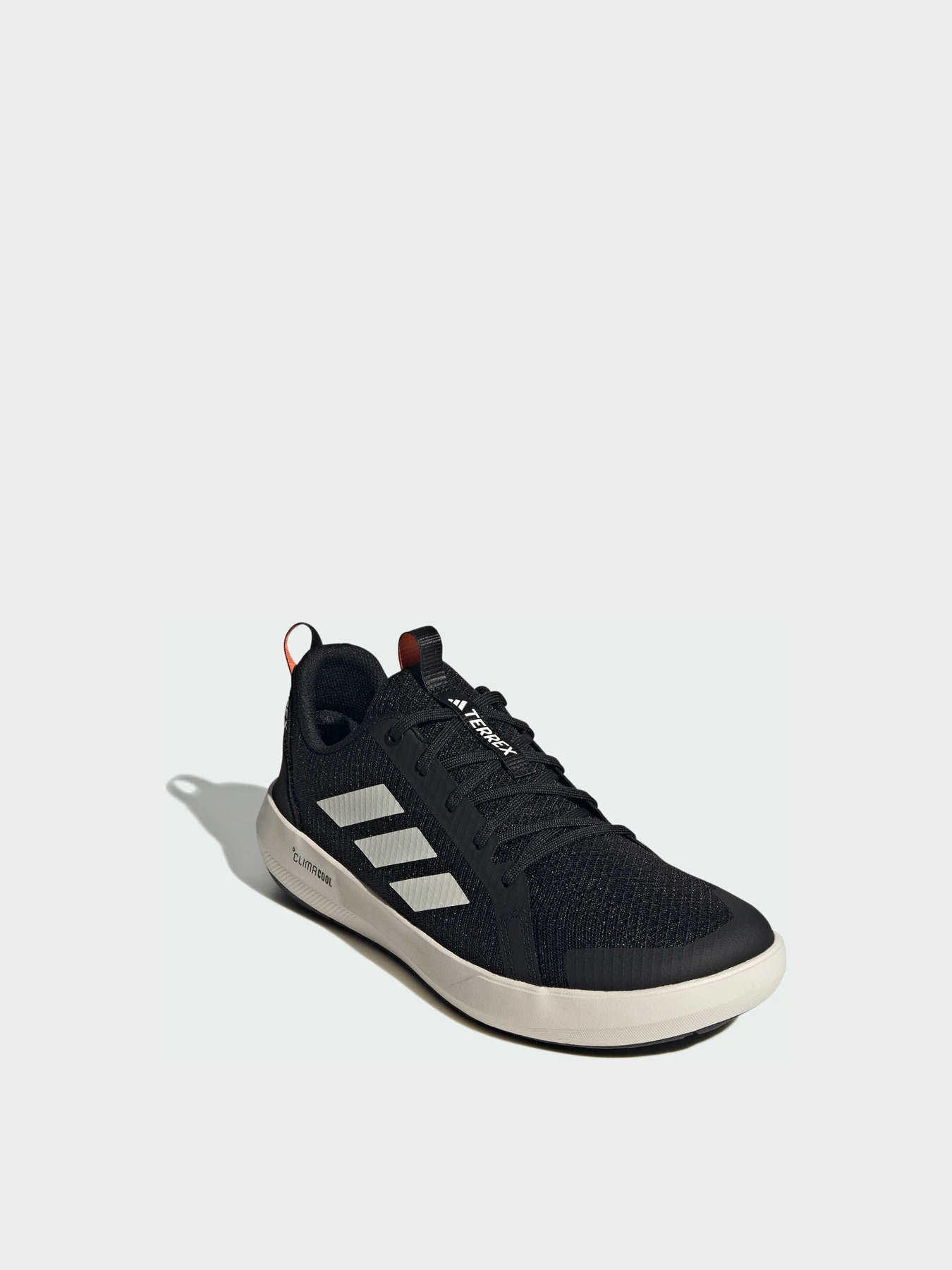 Кроссовки Adidas модель JI3499 Кроссовки Adidas модель JI3499 Фото