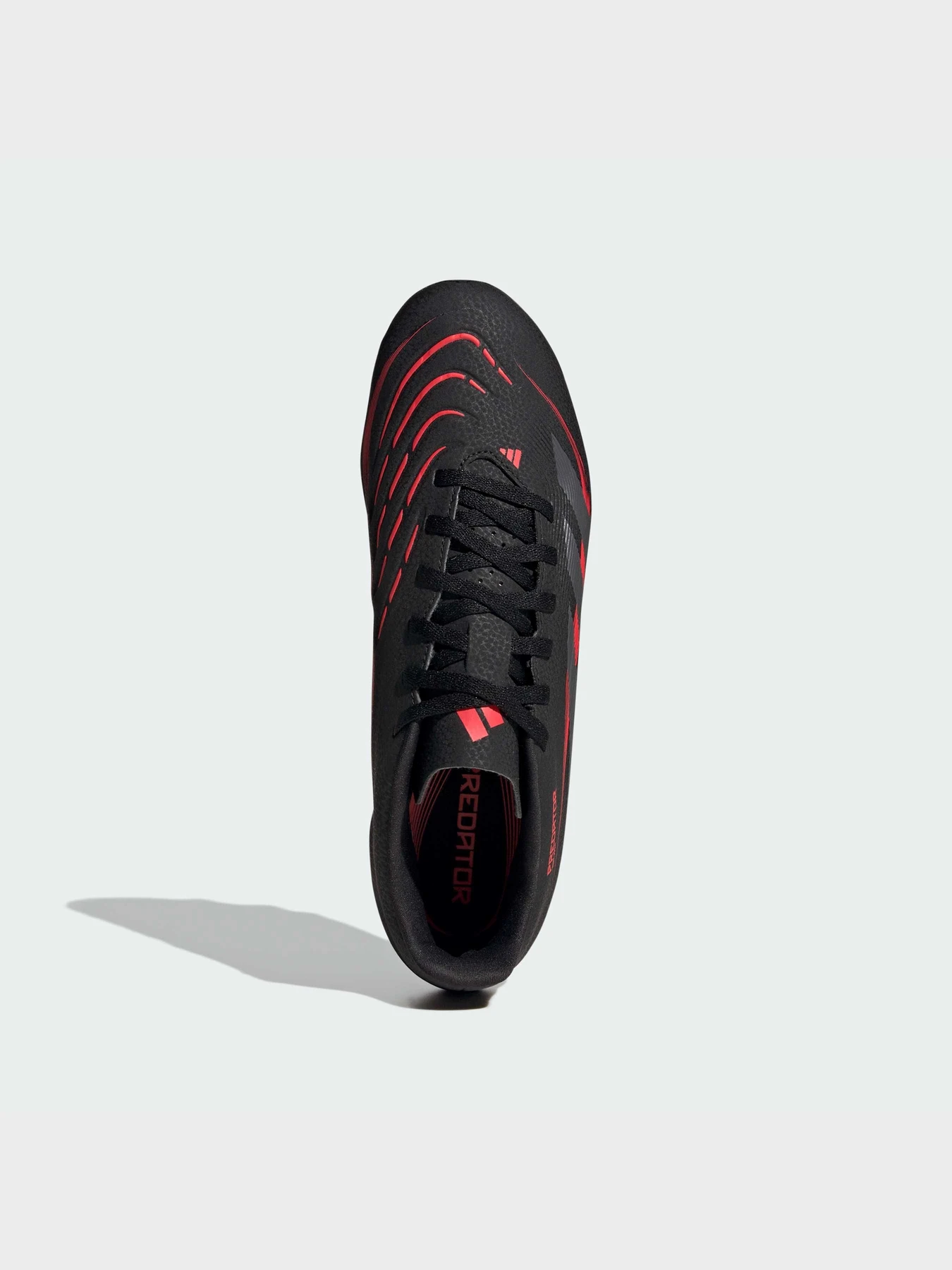Кроссовки Adidas Predator модель ID1325 Кроссовки Adidas Predator модель ID1325 Фото
