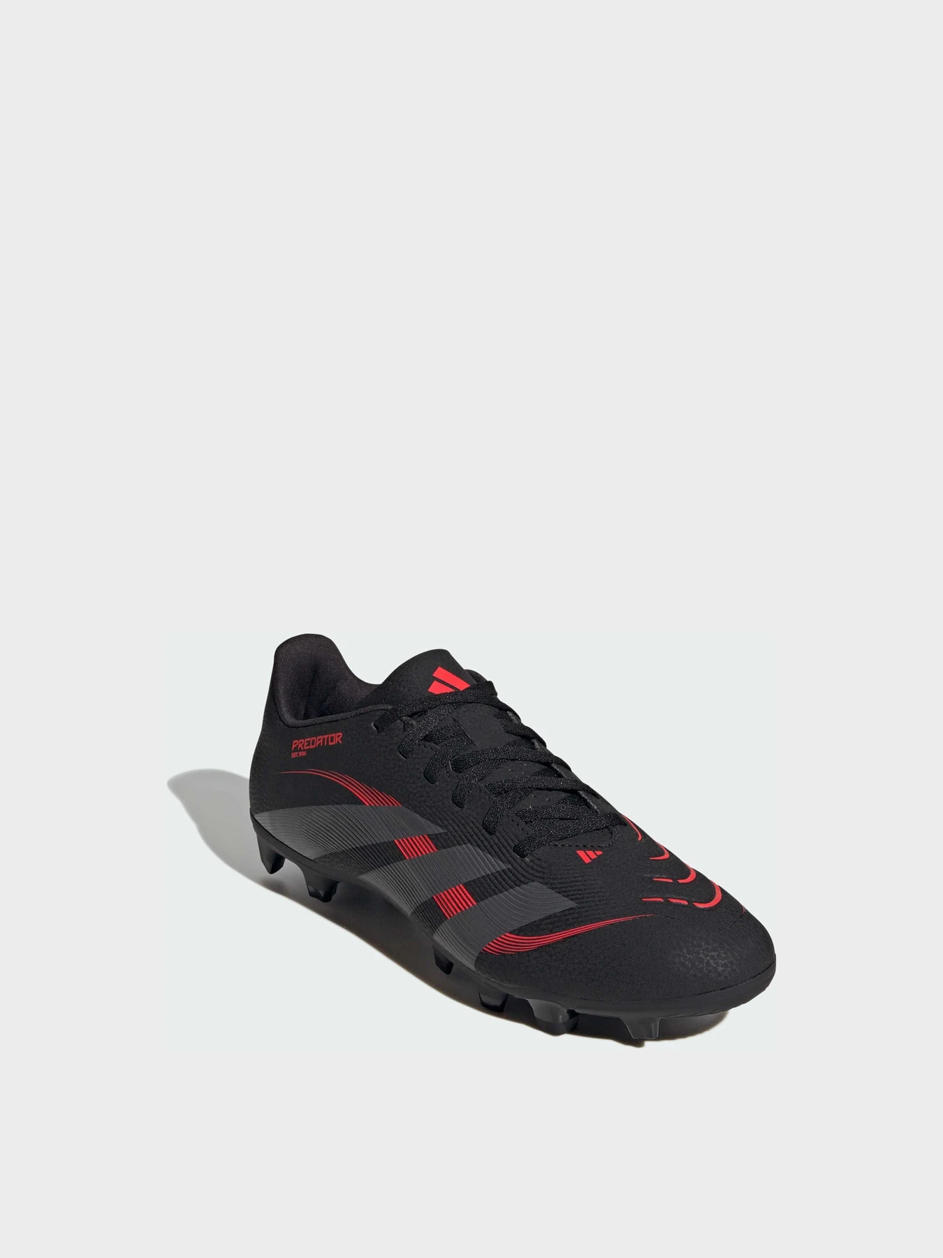 Кроссовки Adidas Predator модель ID1325 Кроссовки Adidas Predator модель ID1325 Фото