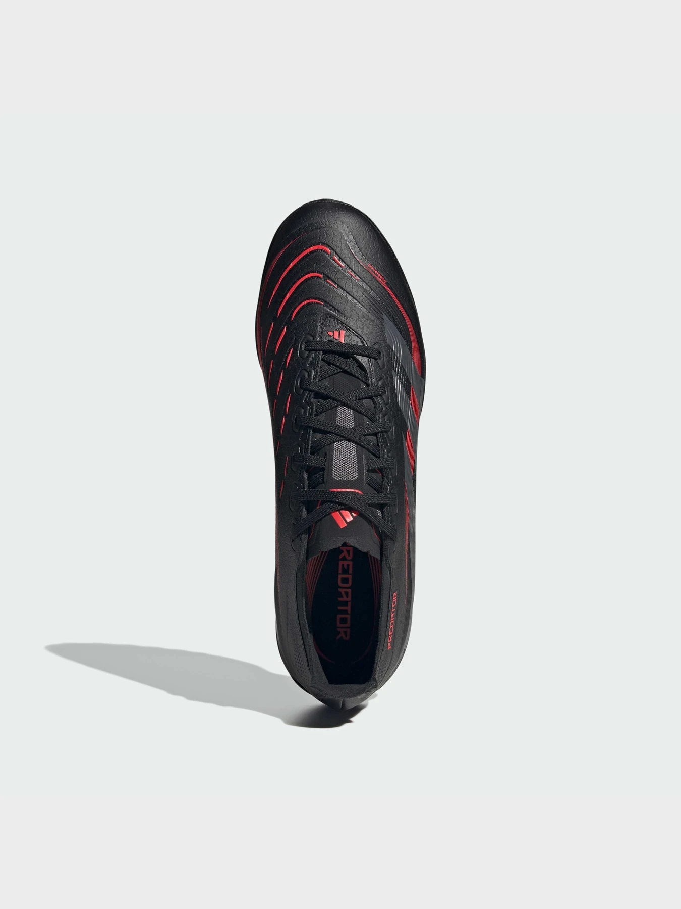 Кроссовки Adidas Predator модель ID3768 Кроссовки Adidas Predator модель ID3768 Фото